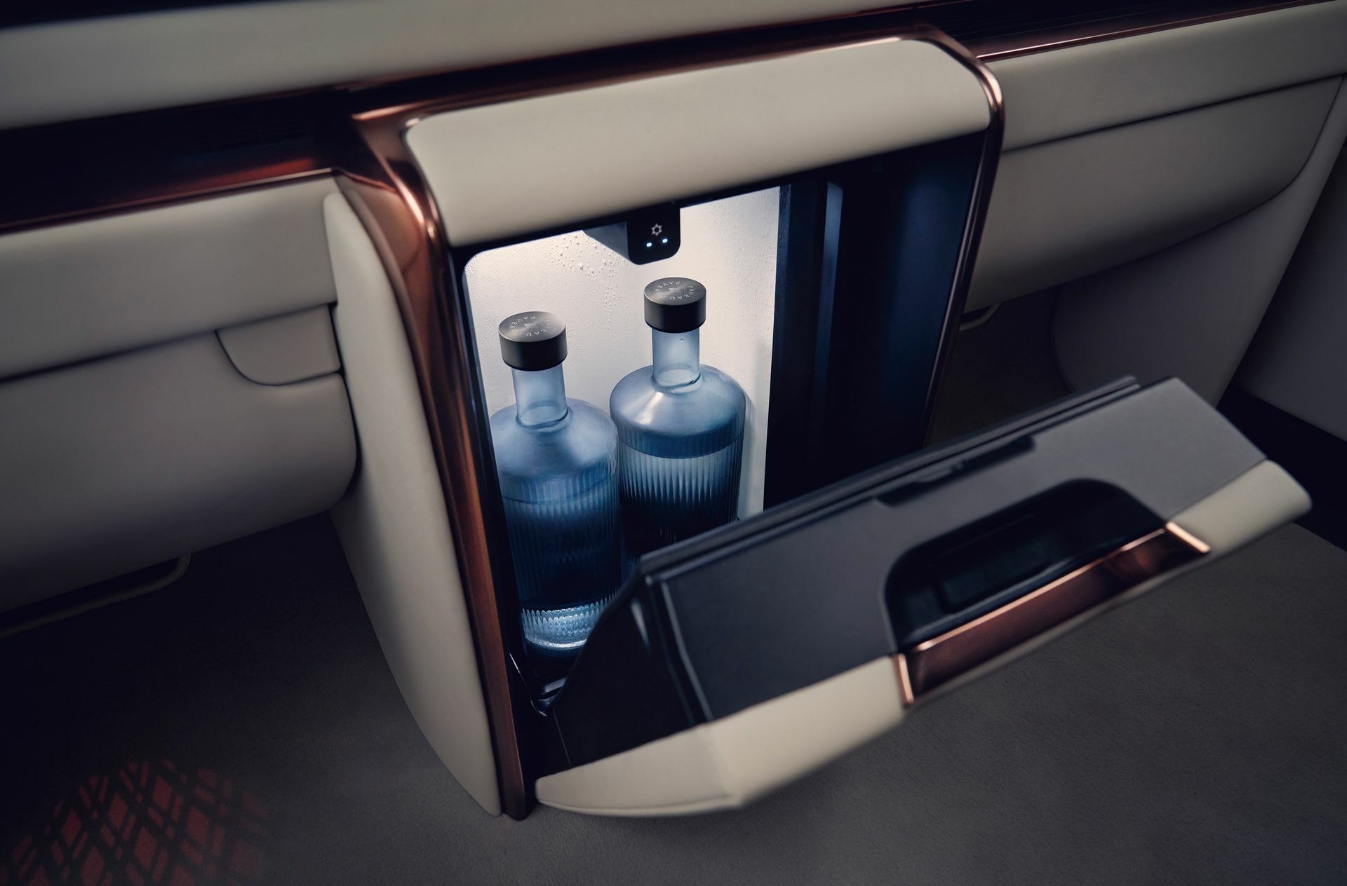 2024 Lexus LM - 135