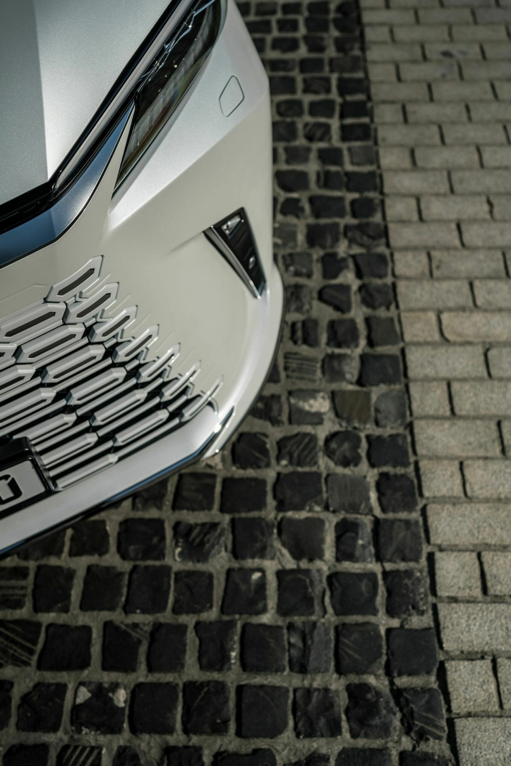 2024 Lexus LM - 75