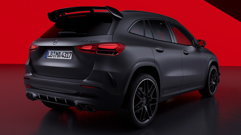 2024-Mercedes-AMG-GLA-45-S-4Matic---1acv