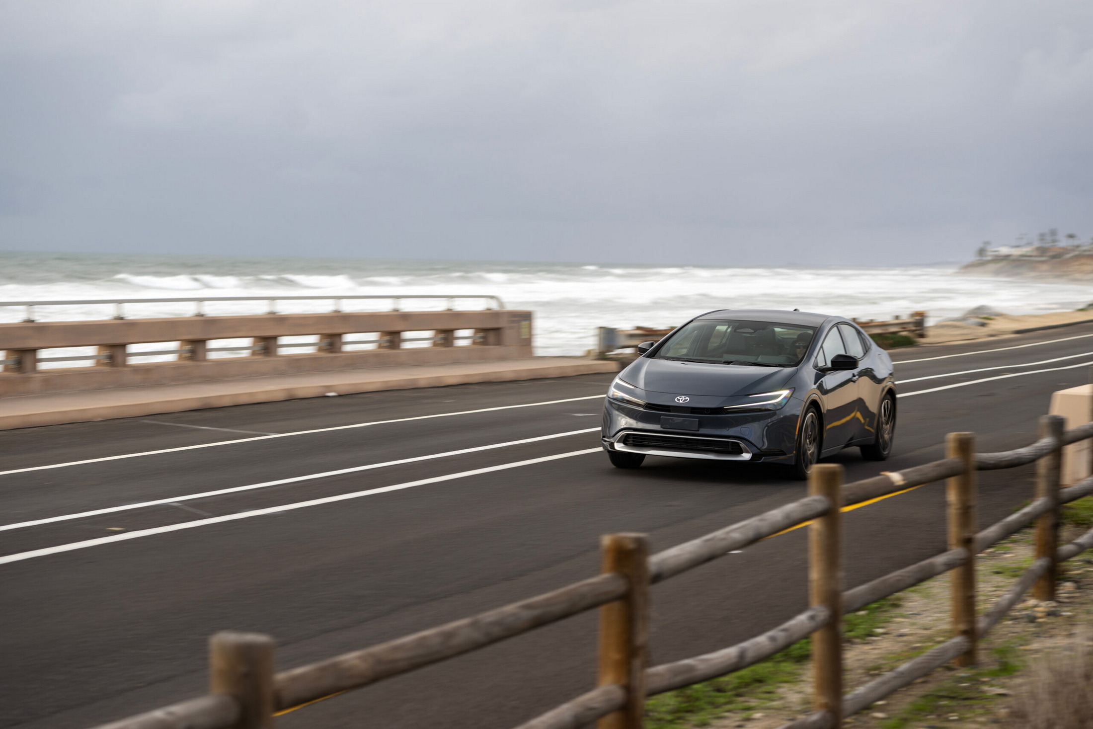 2024 Toyota Prius Prime 16