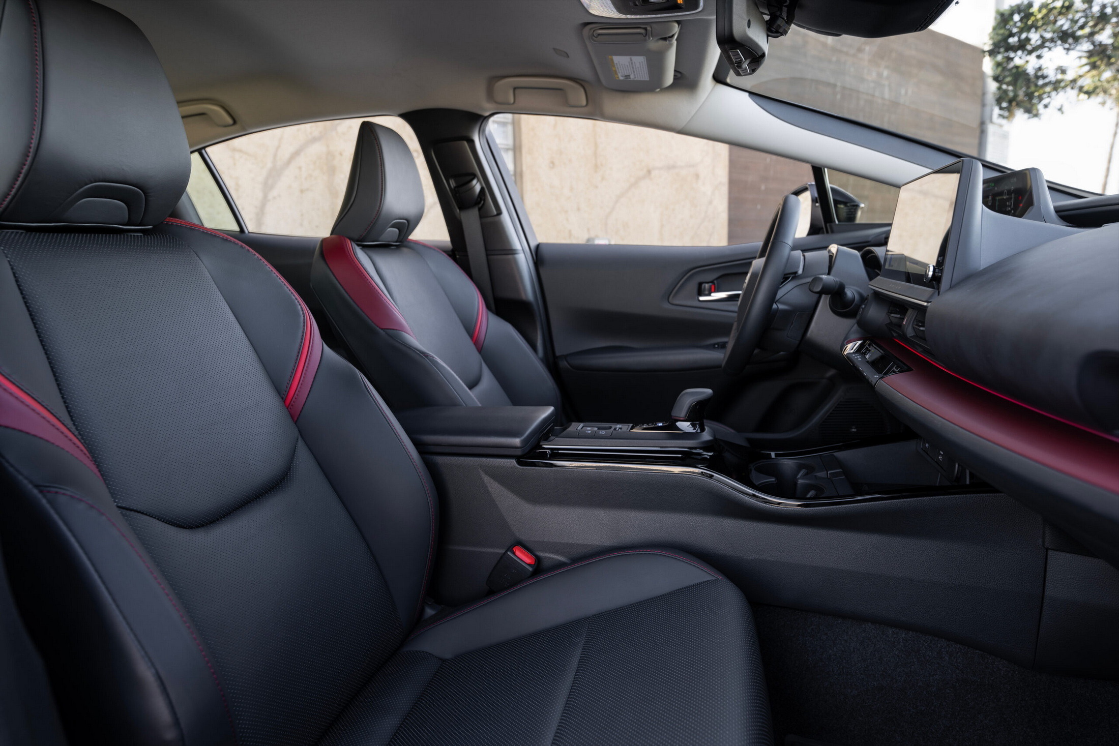 2024 Toyota Prius Prime 4
