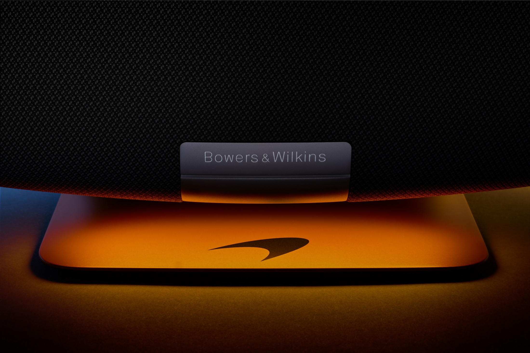 2023 Bowers and Wilkins Zeppelin McLaren Edition 5