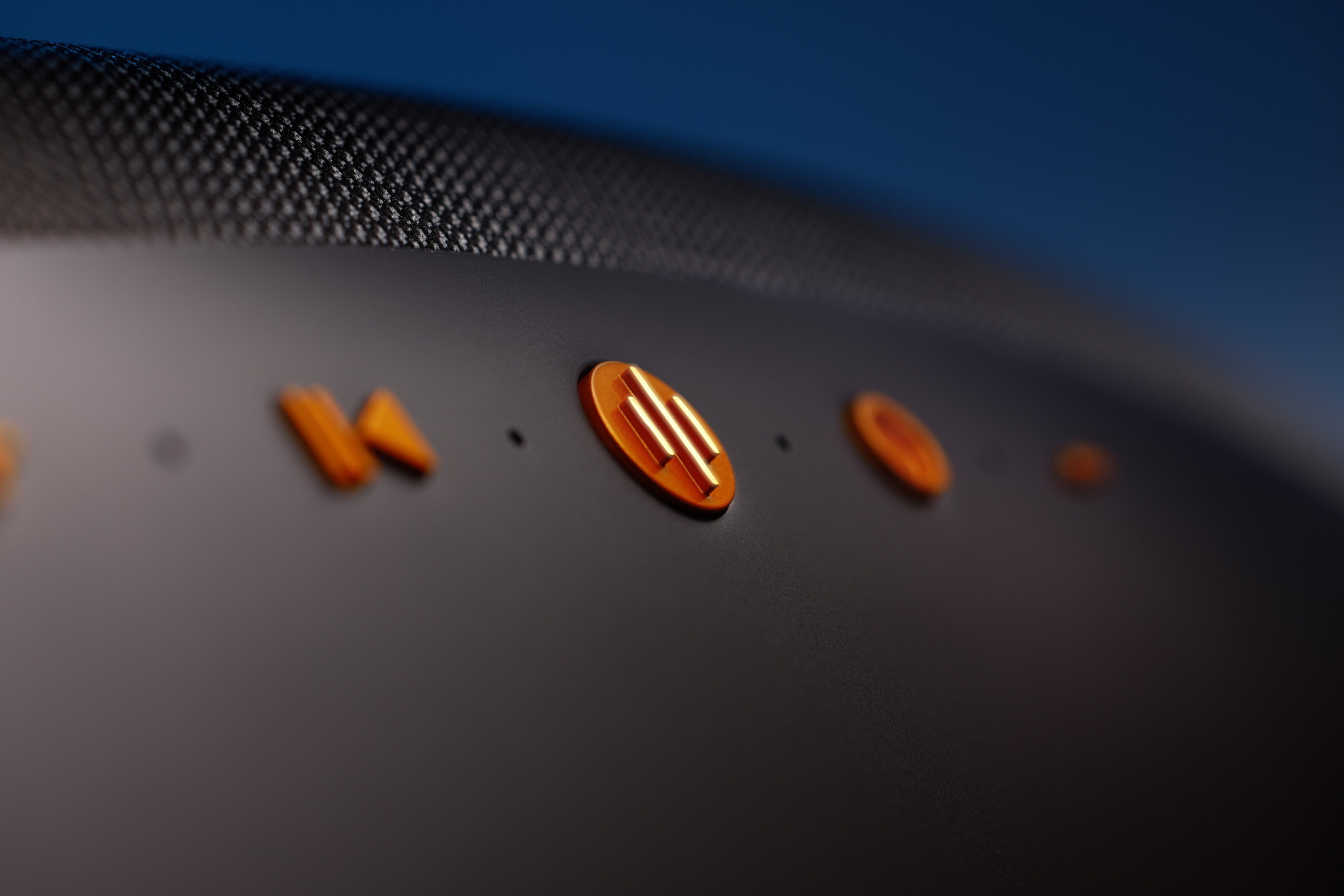 2023 Bowers and Wilkins Zeppelin McLaren Edition 7
