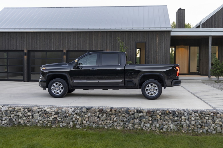 2024 Chevrolet Silverado HD