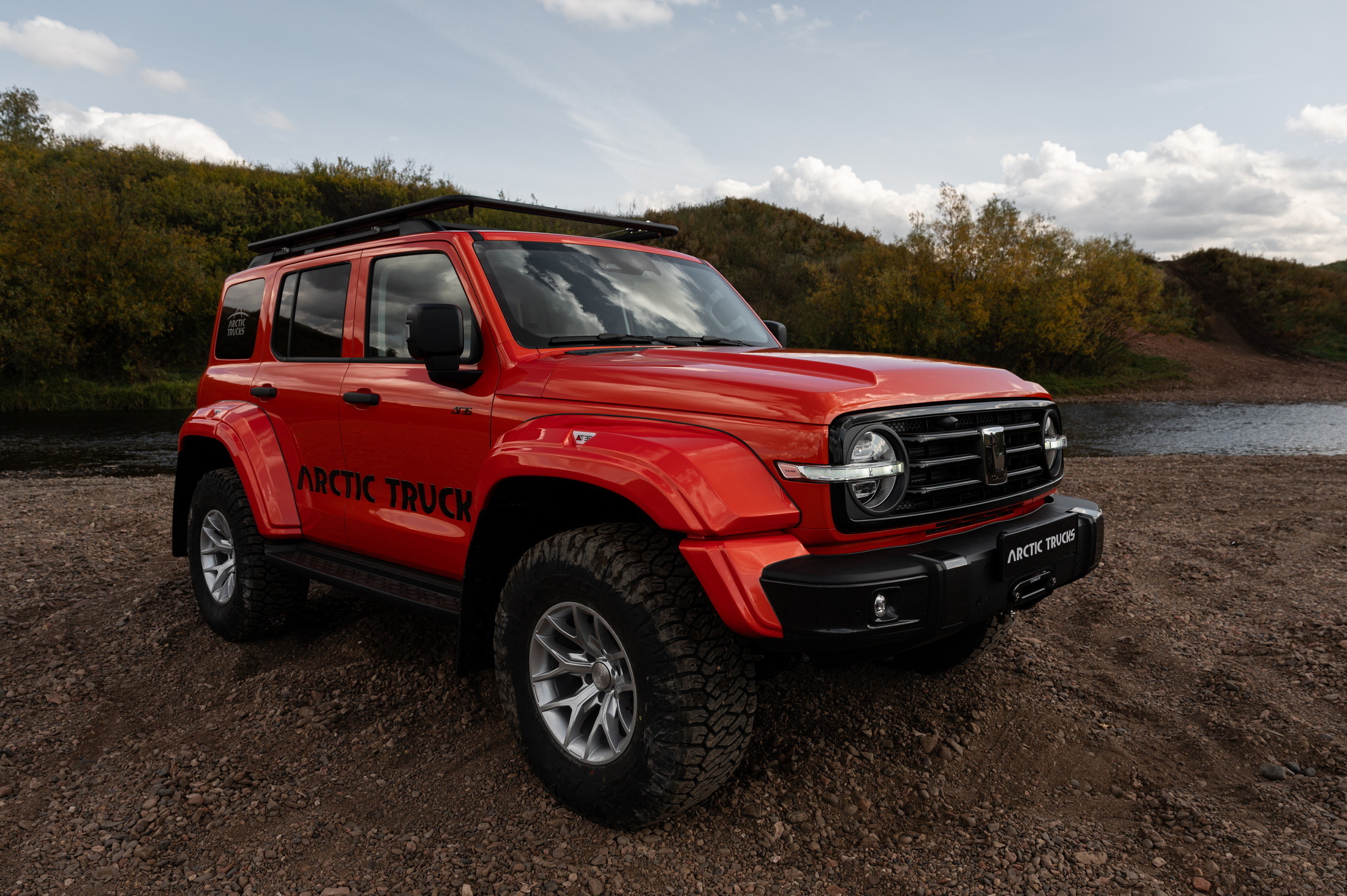 Tank 300 AT35 - Arctic Trucks (7)