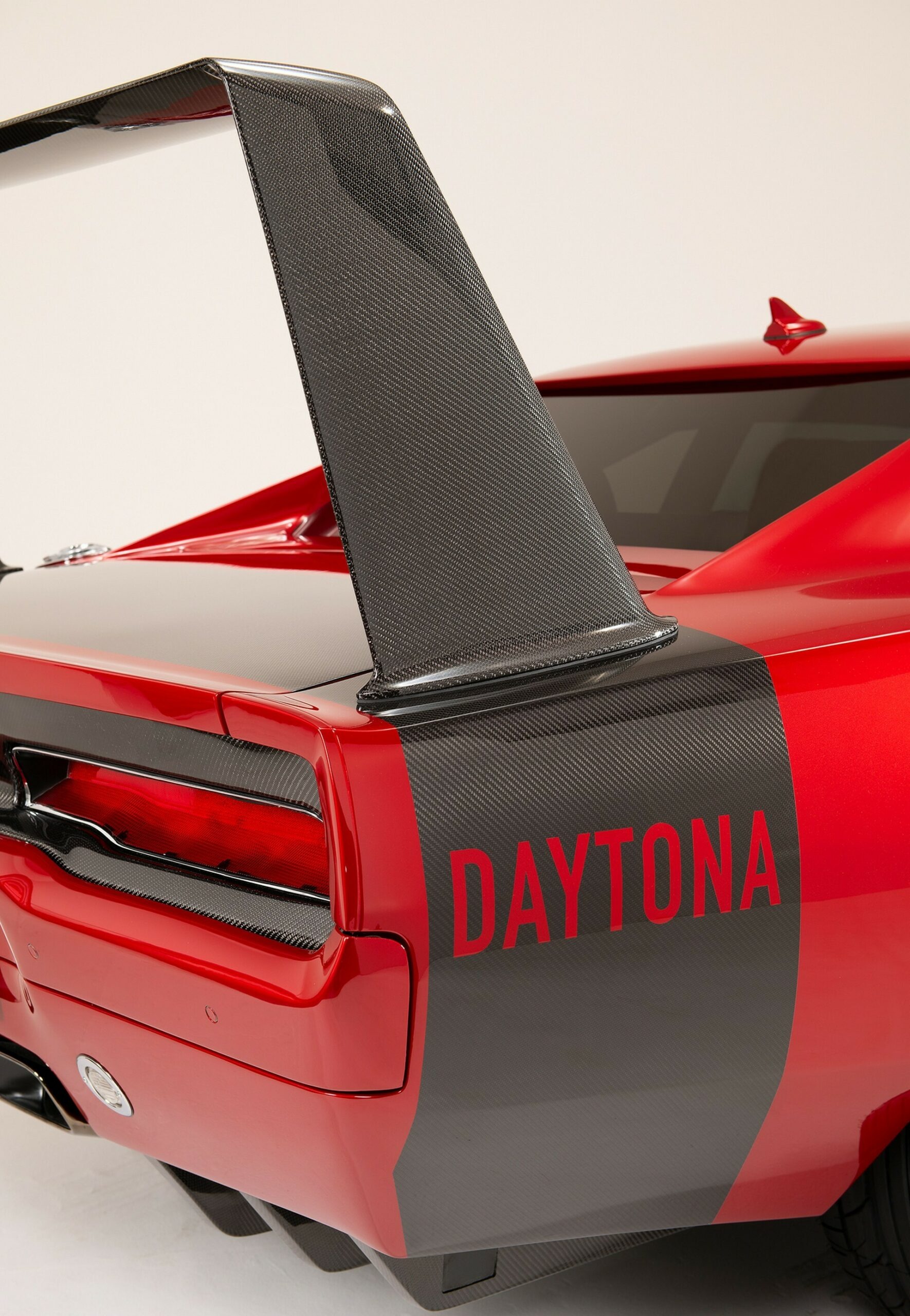 ExoMod Dodge Charger Daytona - 25