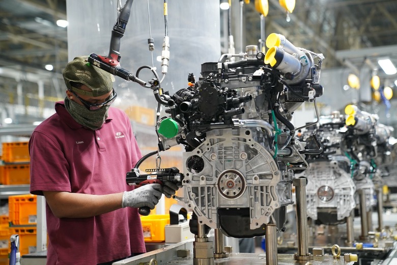 Hyundai Production 1023 3