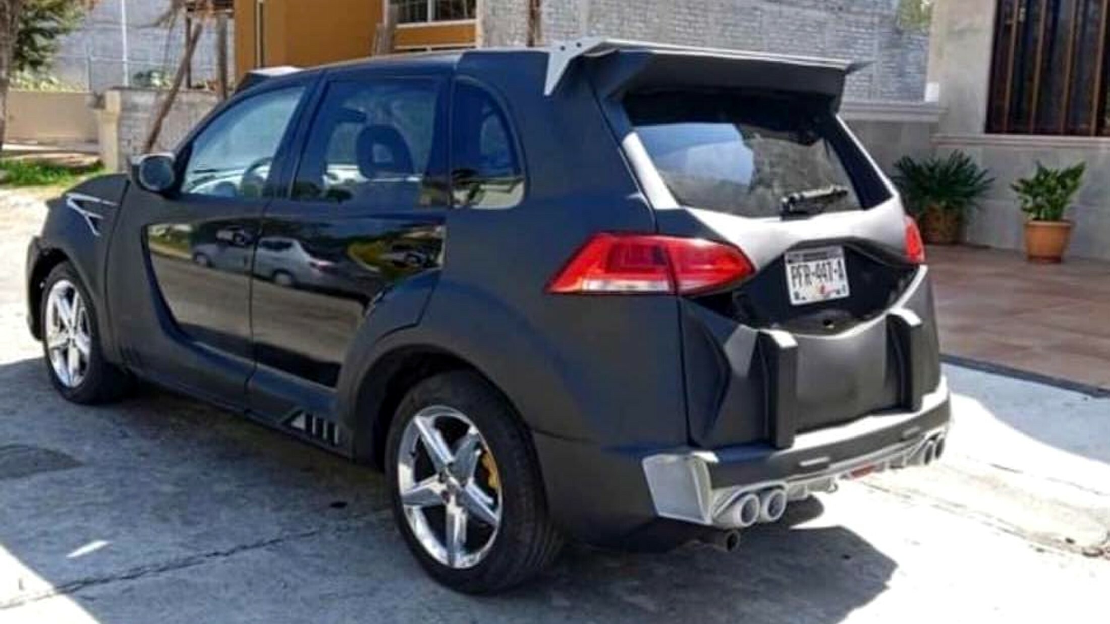 Chrysler PT Cruiser Tuned With VW Parts (2)