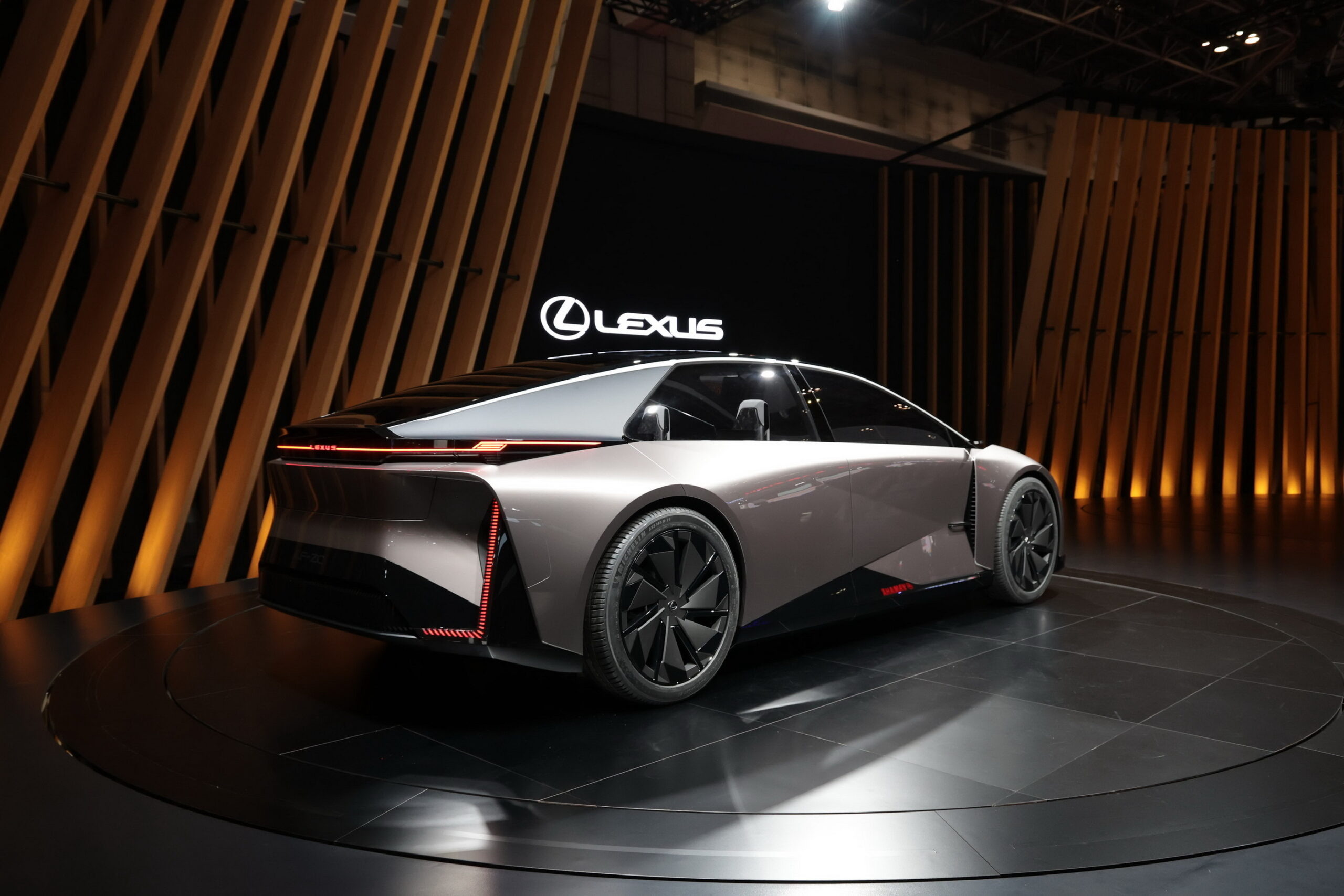 Lexus LF-ZC 3