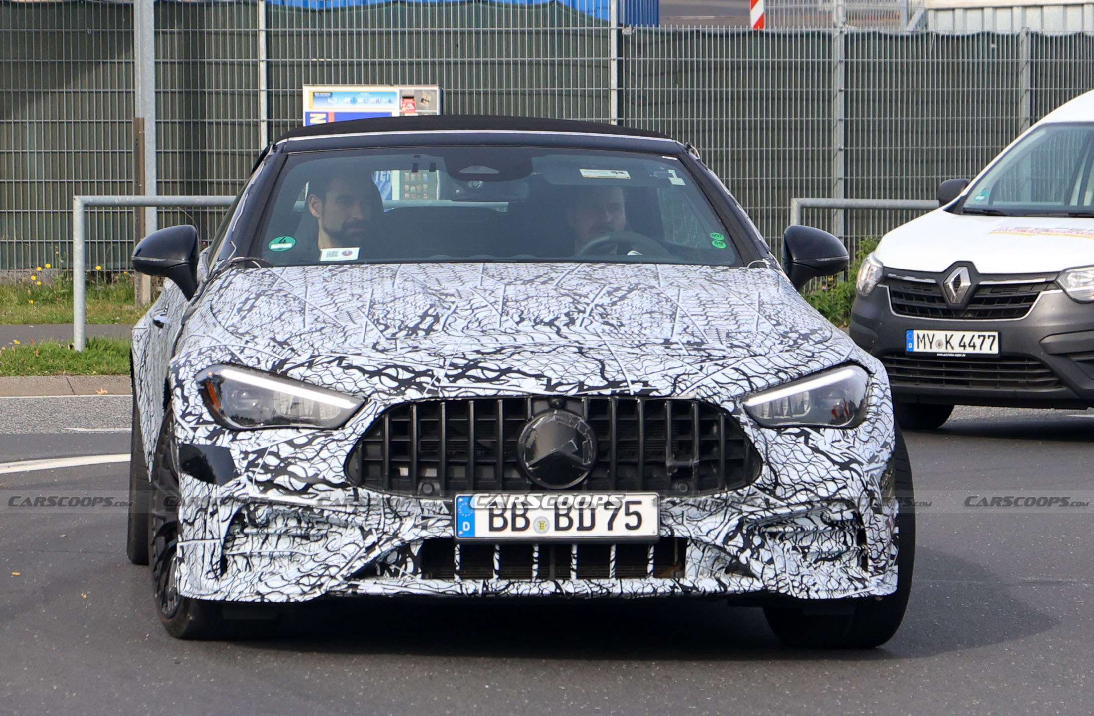 Mercedes-AMG CLE53 convertible spy shots 00003