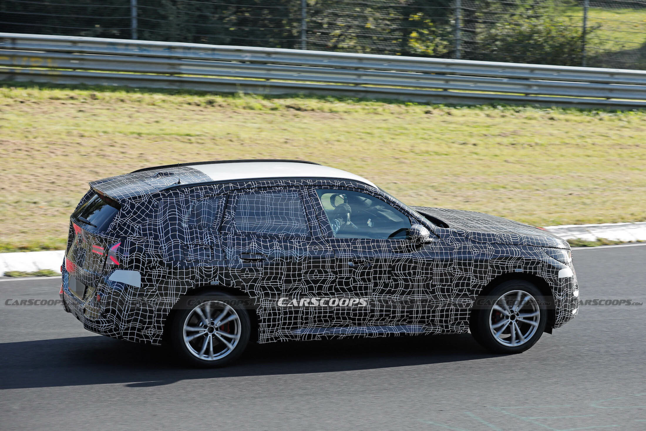 BMW X3 spy shots scoop 00014