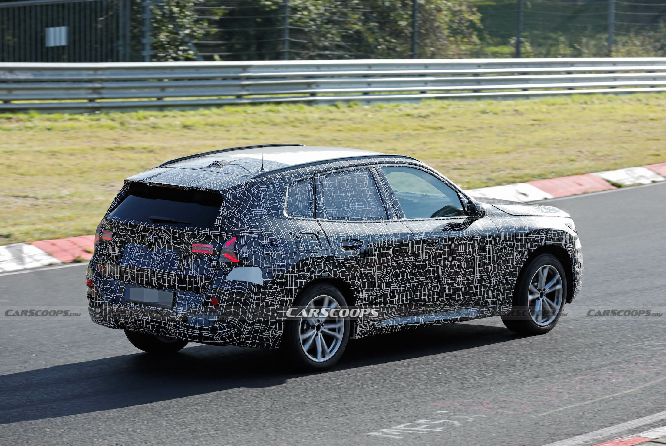 BMW X3 spy shots scoop 00015