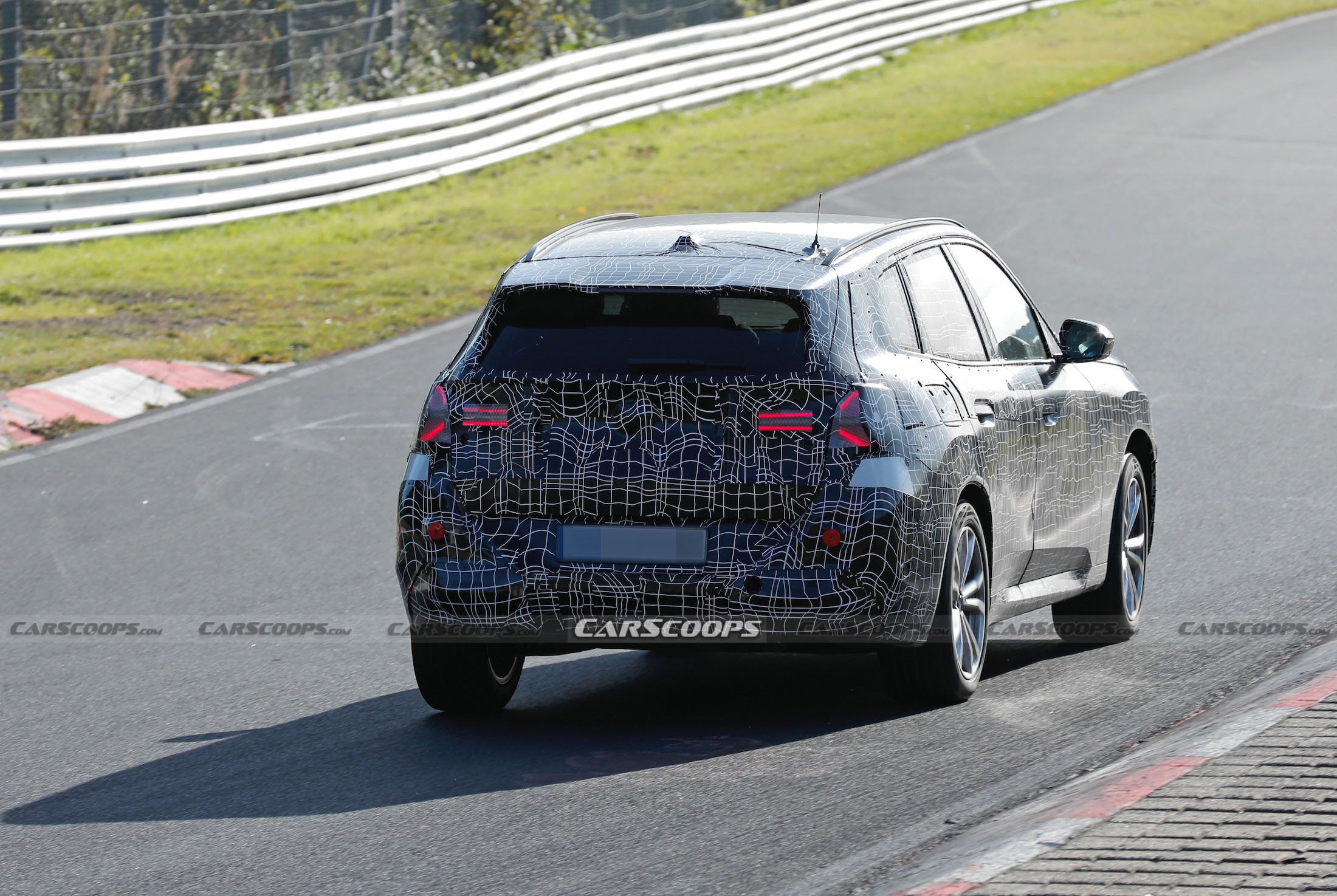 BMW X3 spy shots scoop 00017