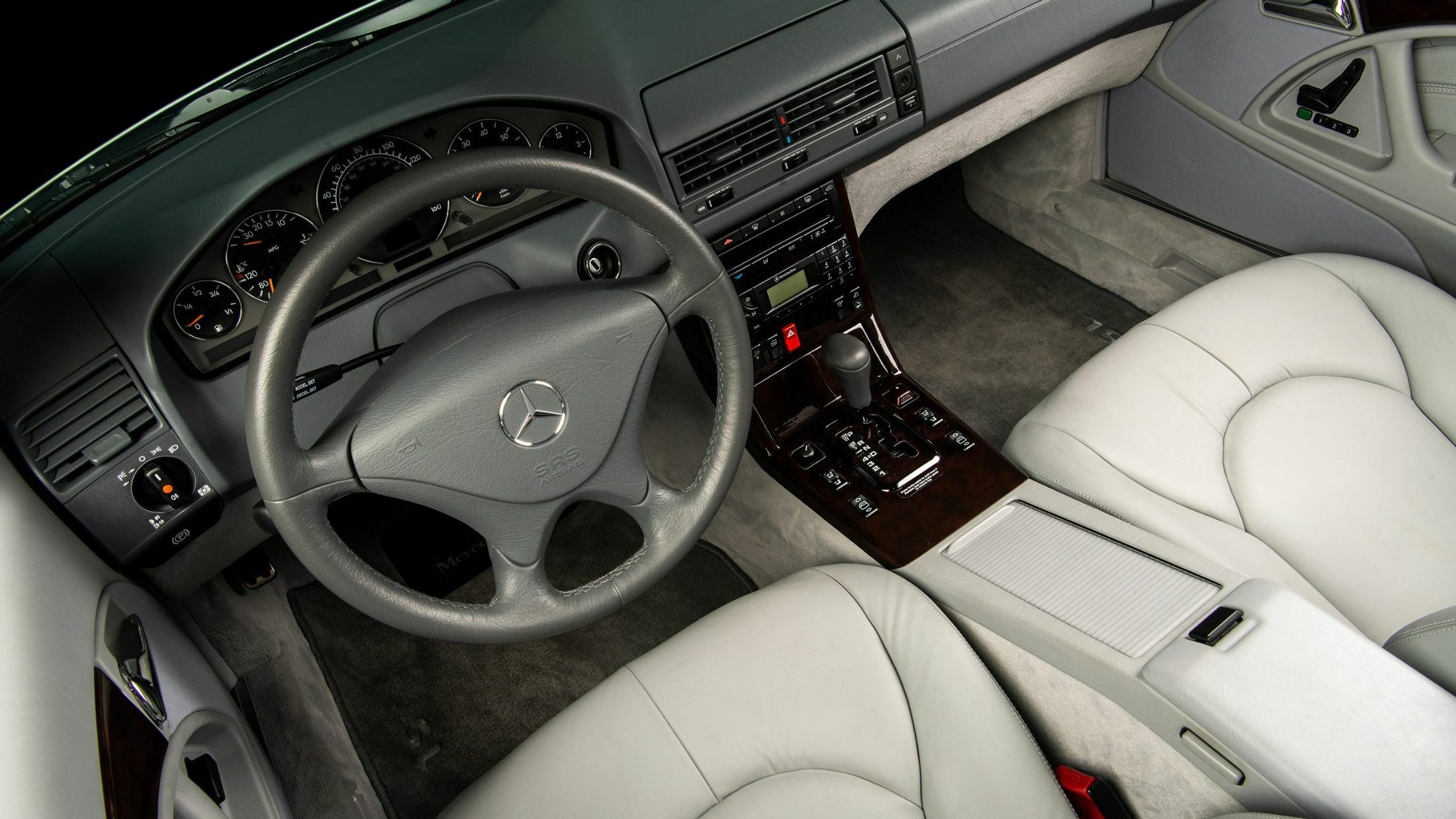 2000 Mercedes-Benz SL R129 (19)