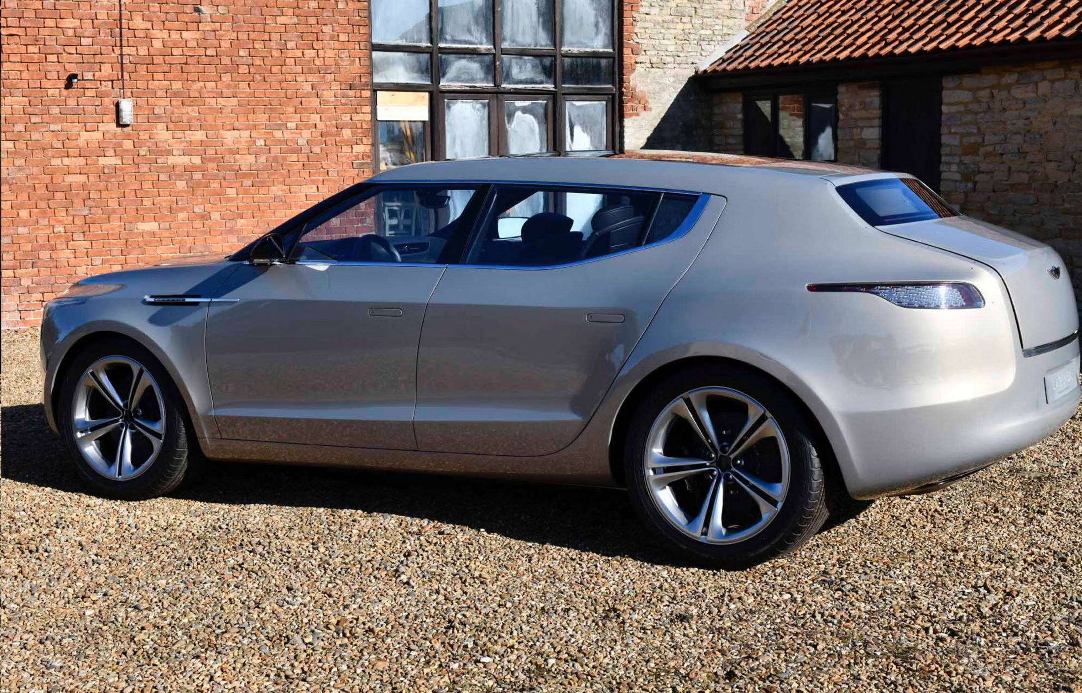 2009 Lagonda LUV Concept 1