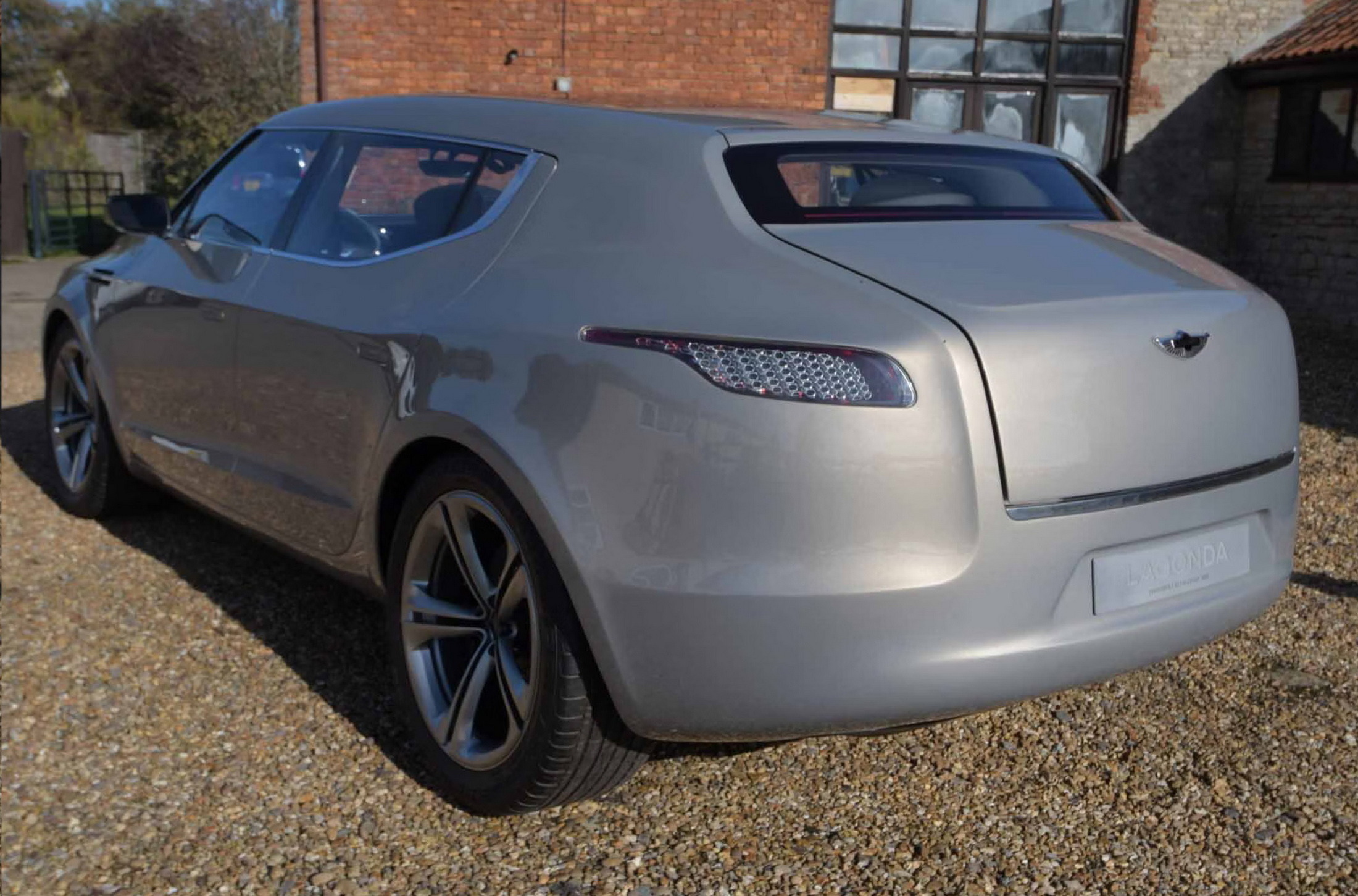 2009 Lagonda LUV Concept 10