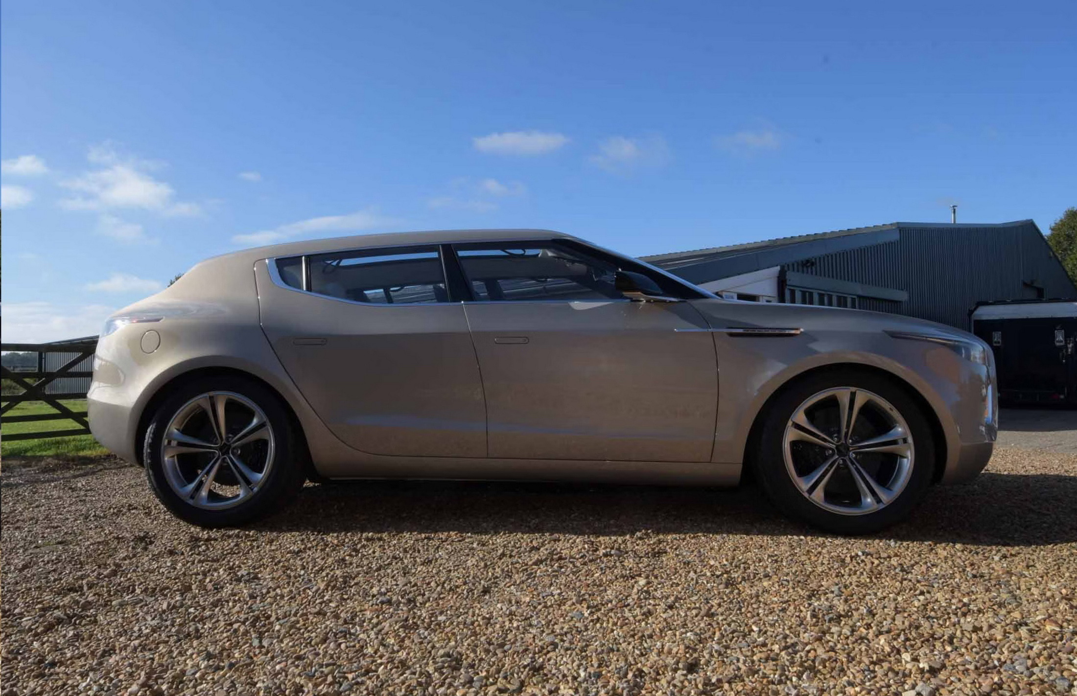 2009 Lagonda LUV Concept 4