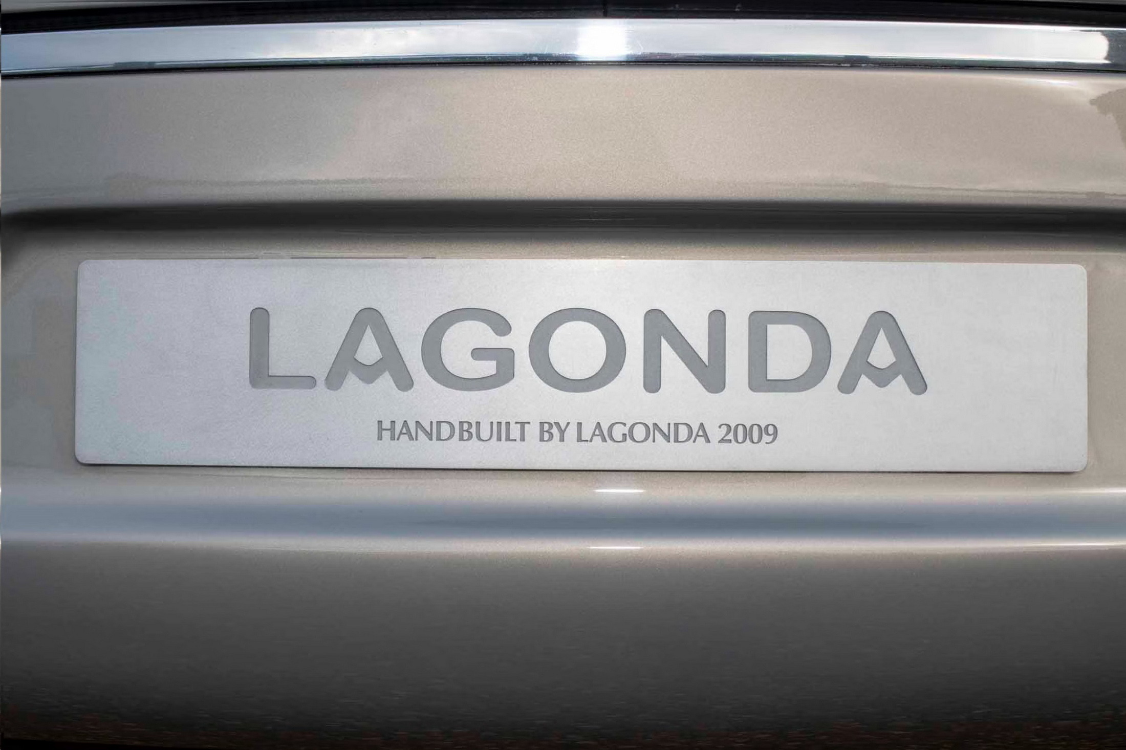 2009 Lagonda LUV Concept 8