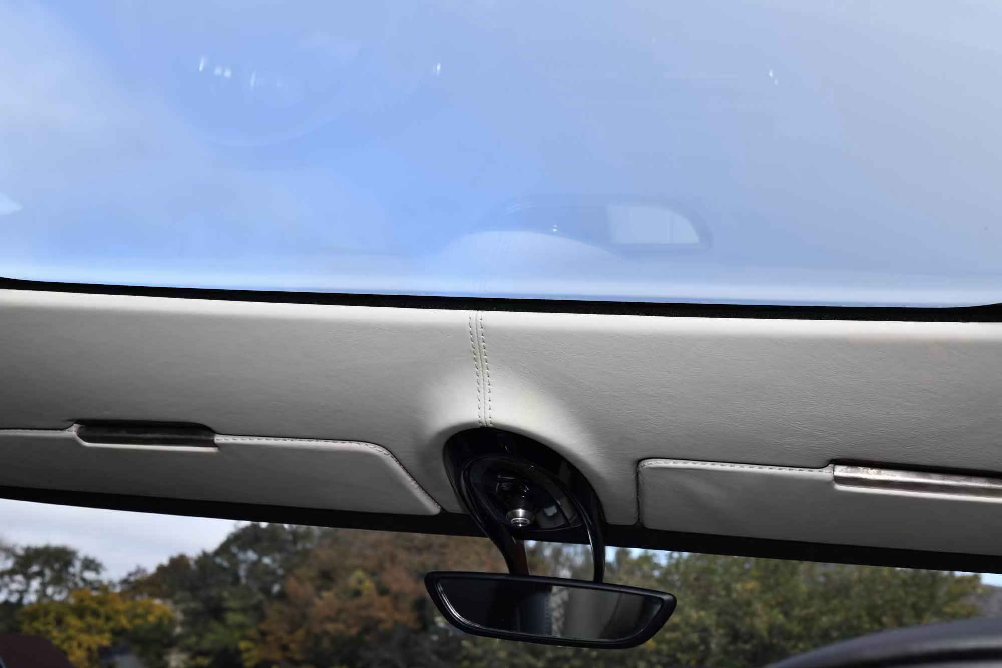 Aston Martin Lagonda LUV Concept 16