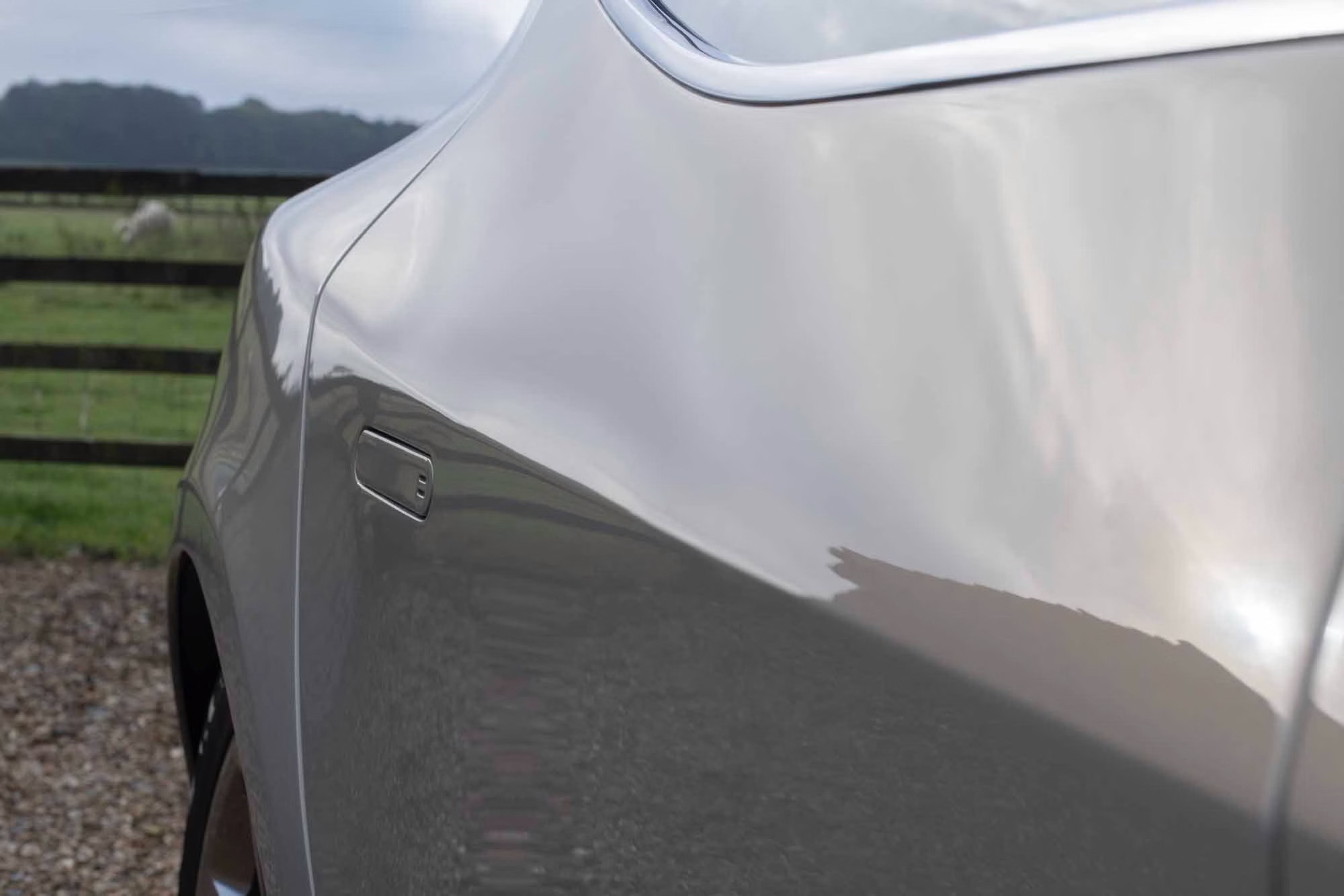 Aston Martin Lagonda LUV Concept 21