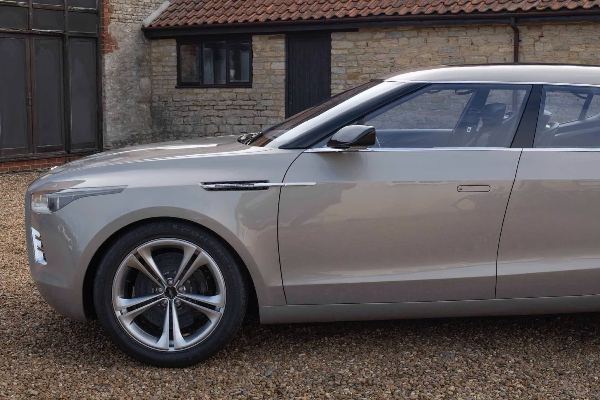 Aston Martin Lagonda LUV Concept 23