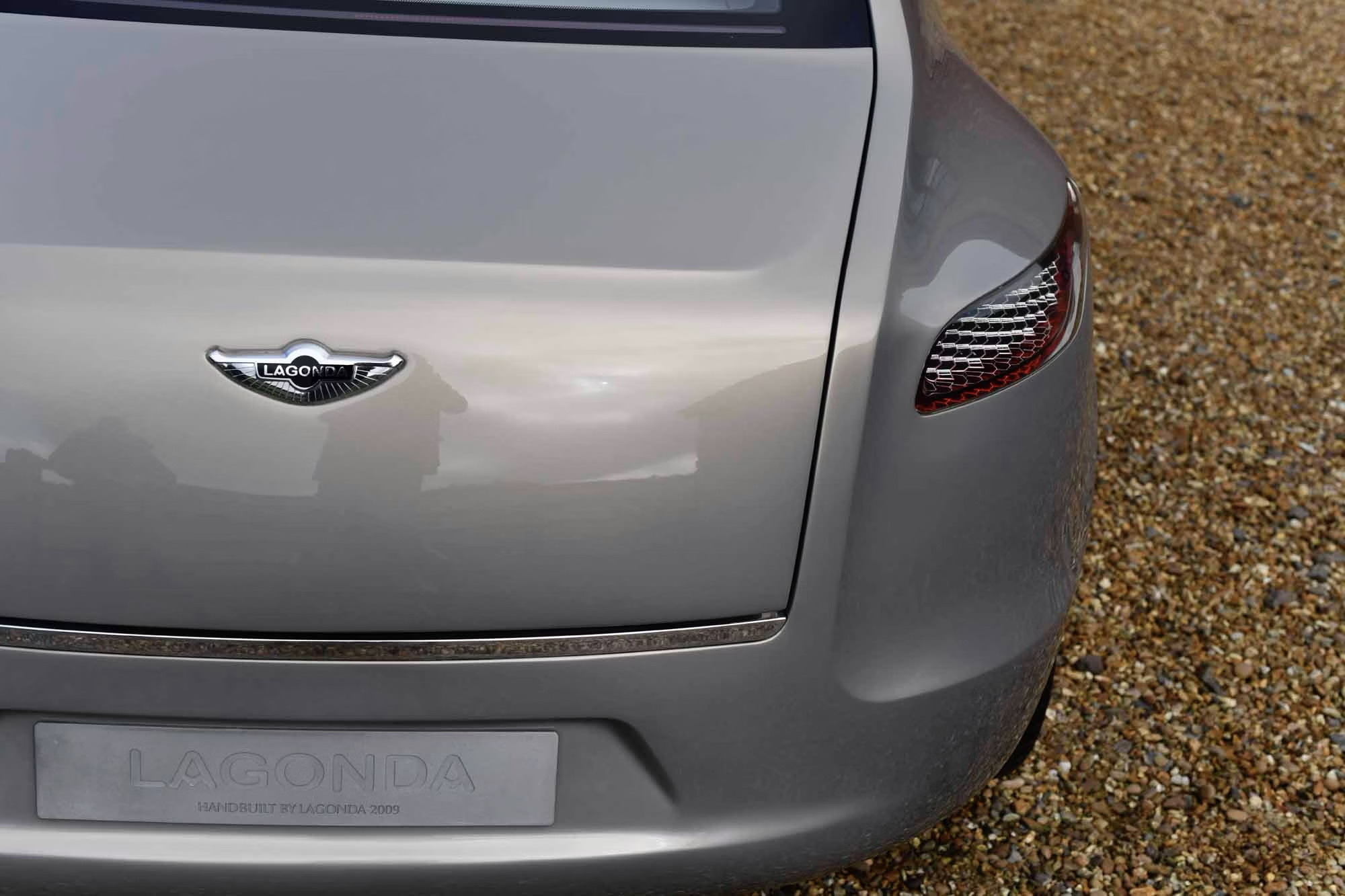 Aston Martin Lagonda LUV Concept 24
