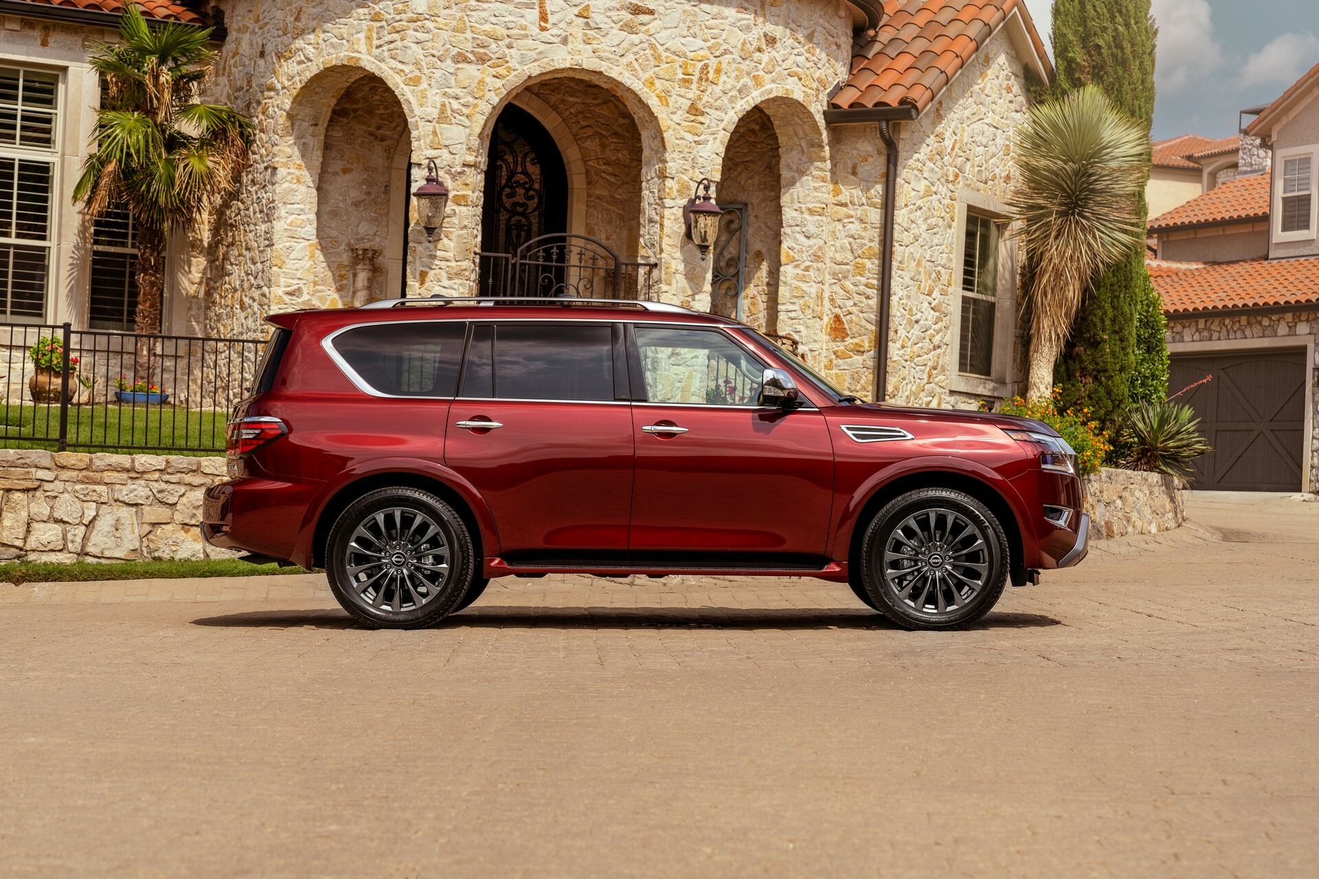 2024 Nissan Armada - 8