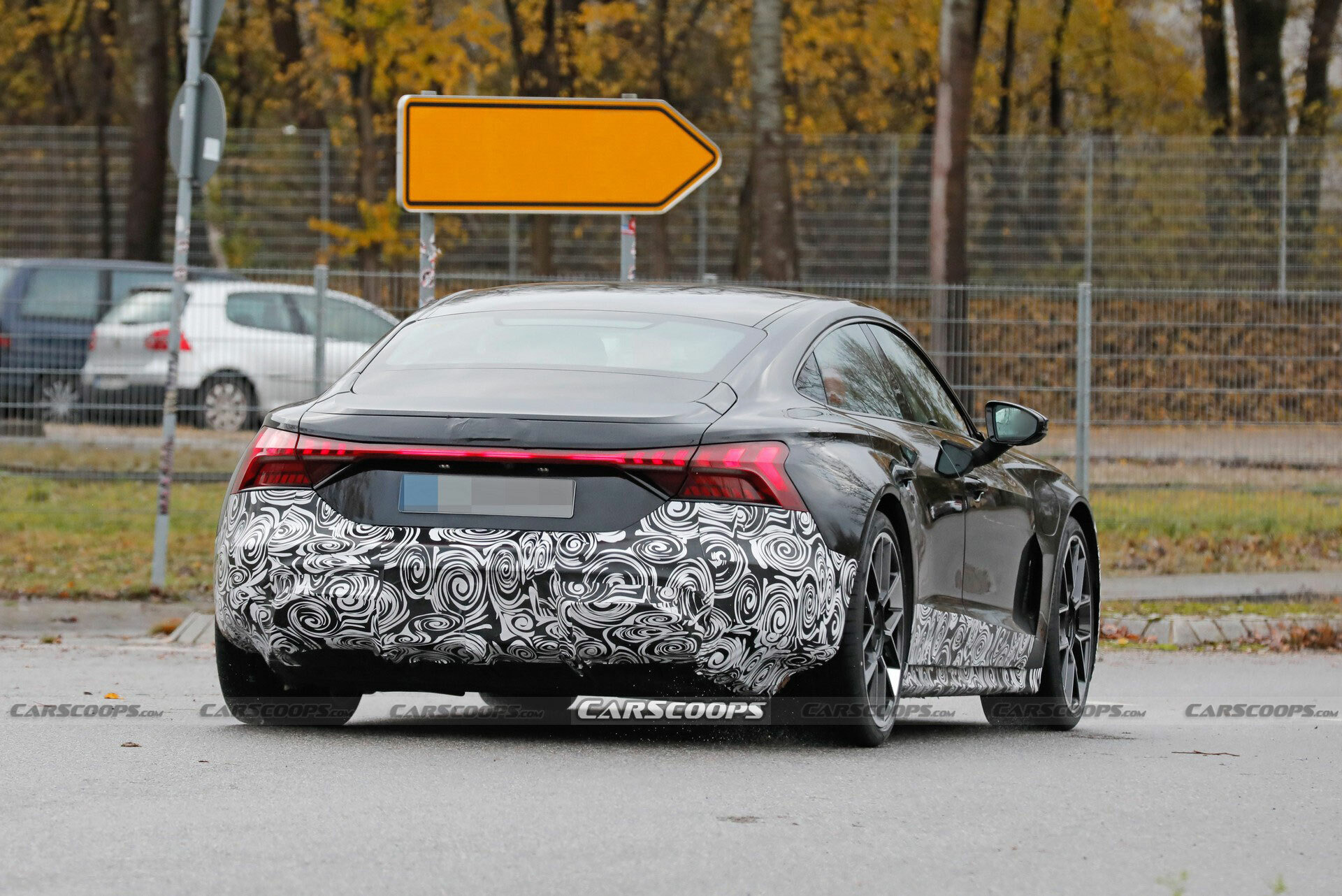 2025 Audi e-tron GT 1121 16