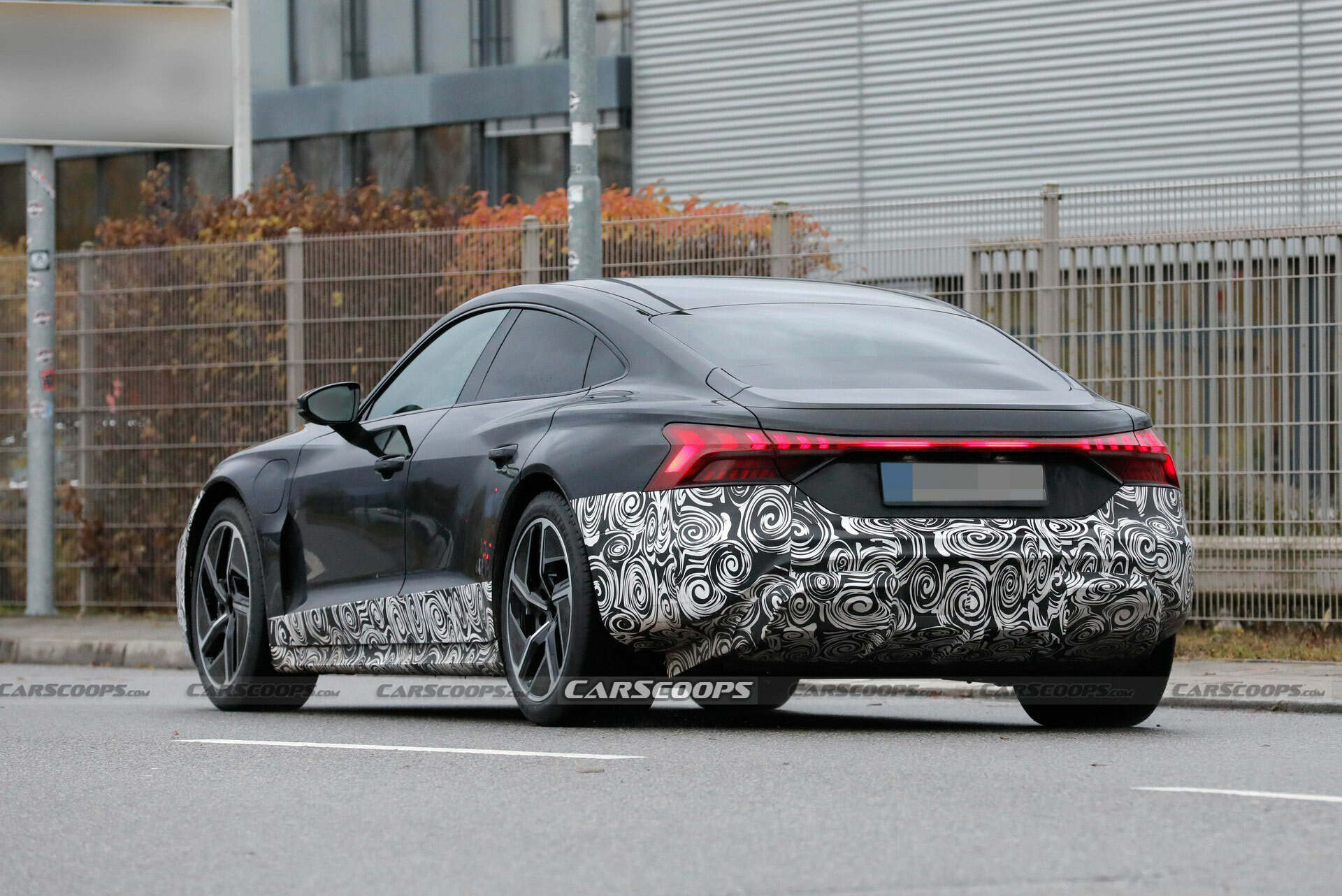 2025 Audi e-tron GT 1121 32