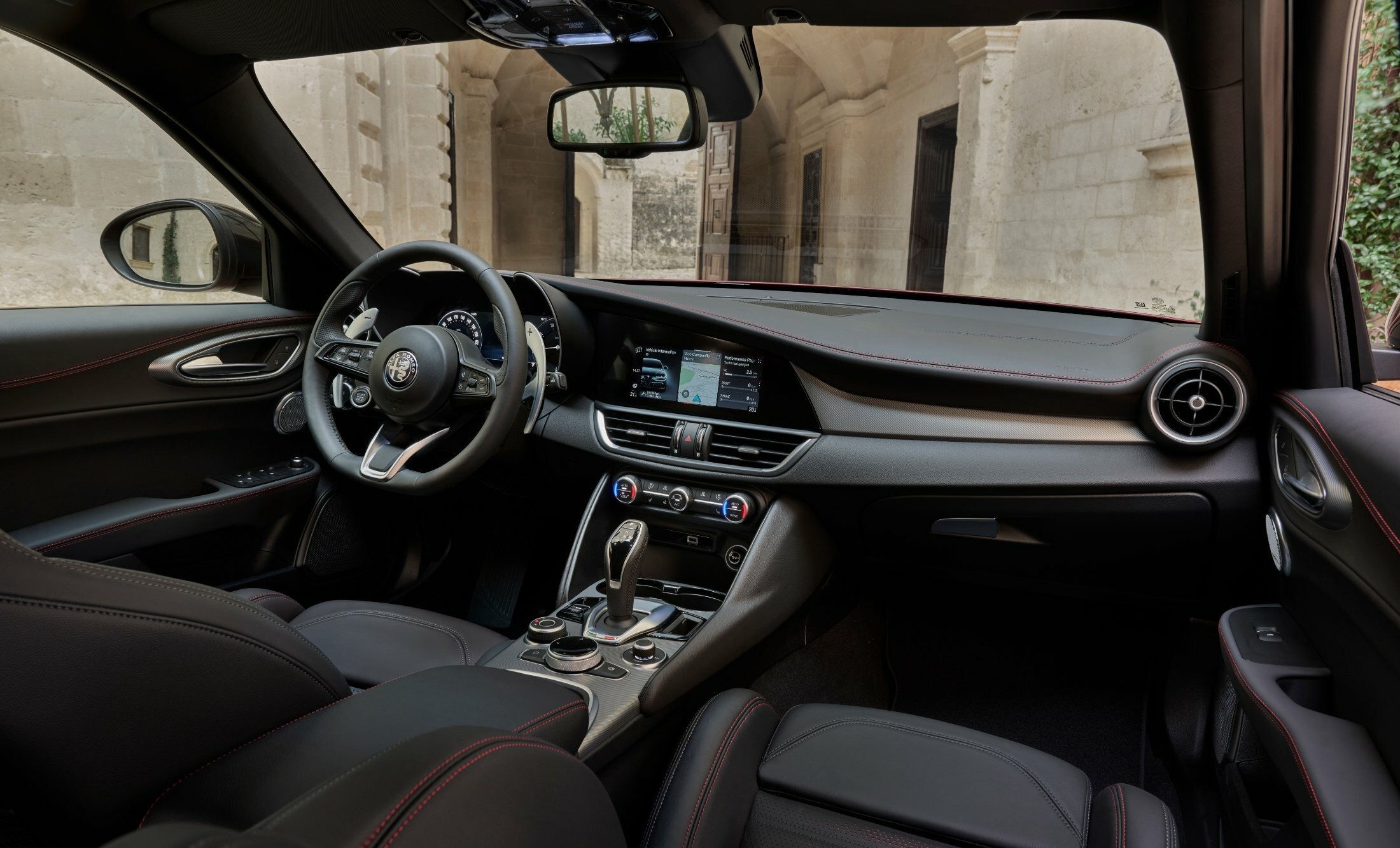Alfa Romeo Giulia Tributo Italiano (10)