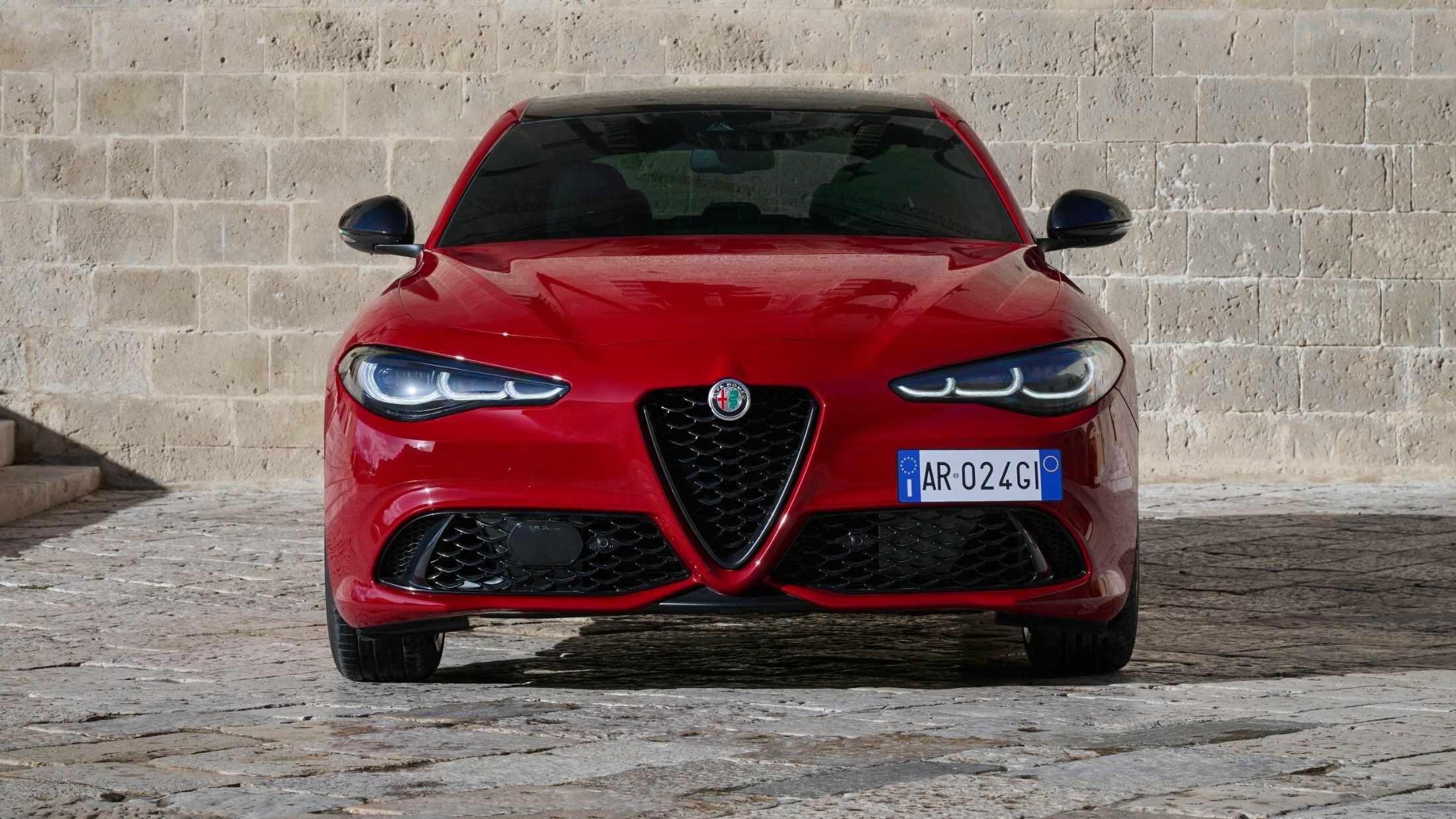 Alfa Romeo Giulia Tributo Italiano (1)s