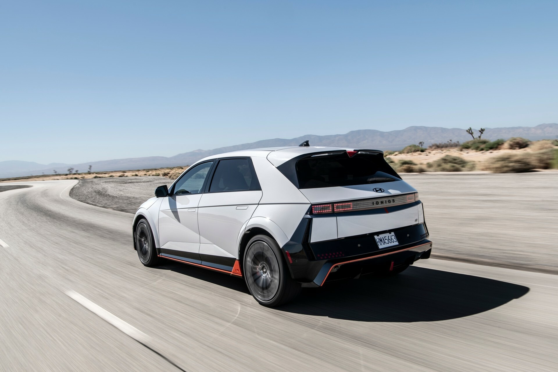 2025 Hyundai Ioniq 5 N - 13