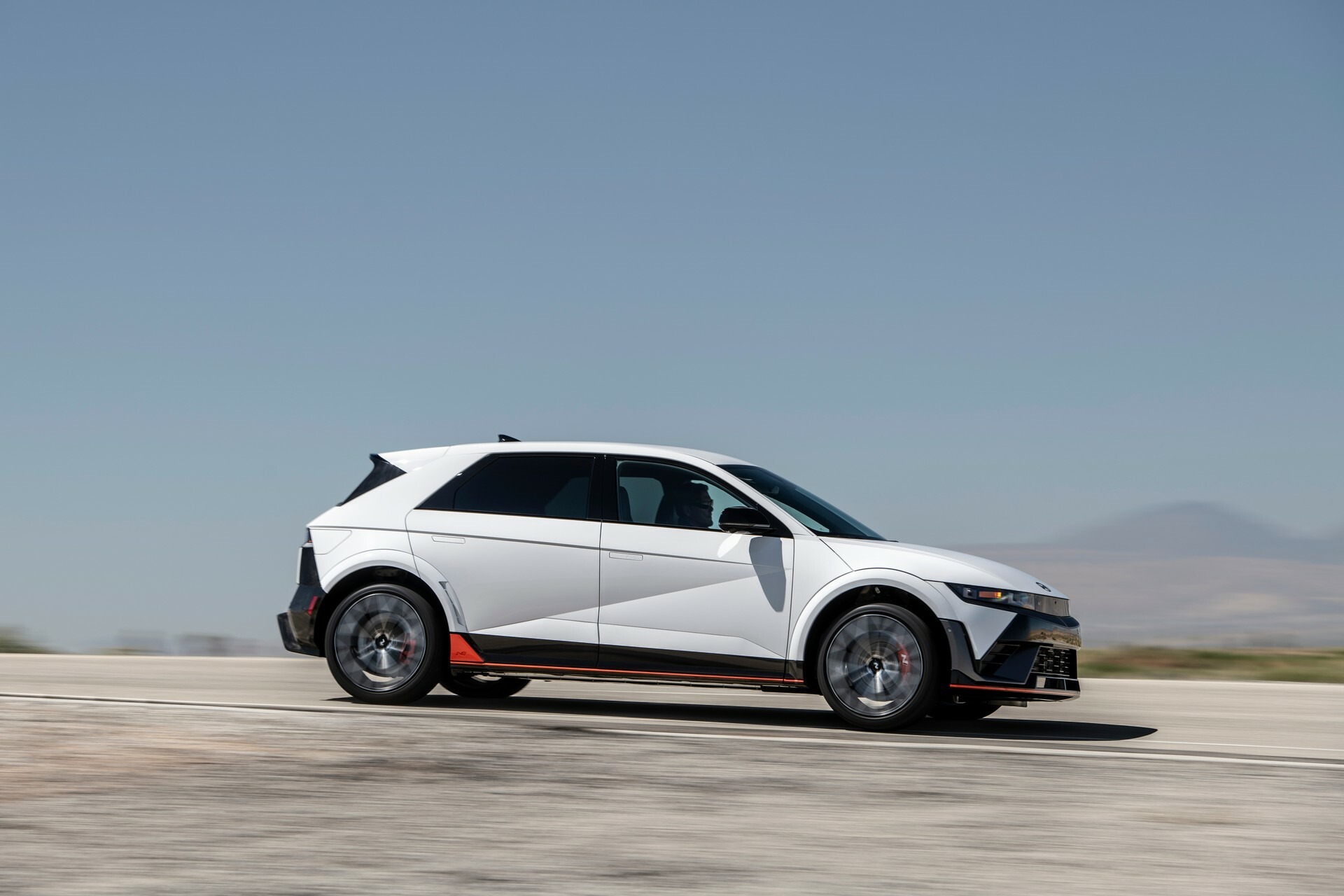 2025 Hyundai Ioniq 5 N - 2