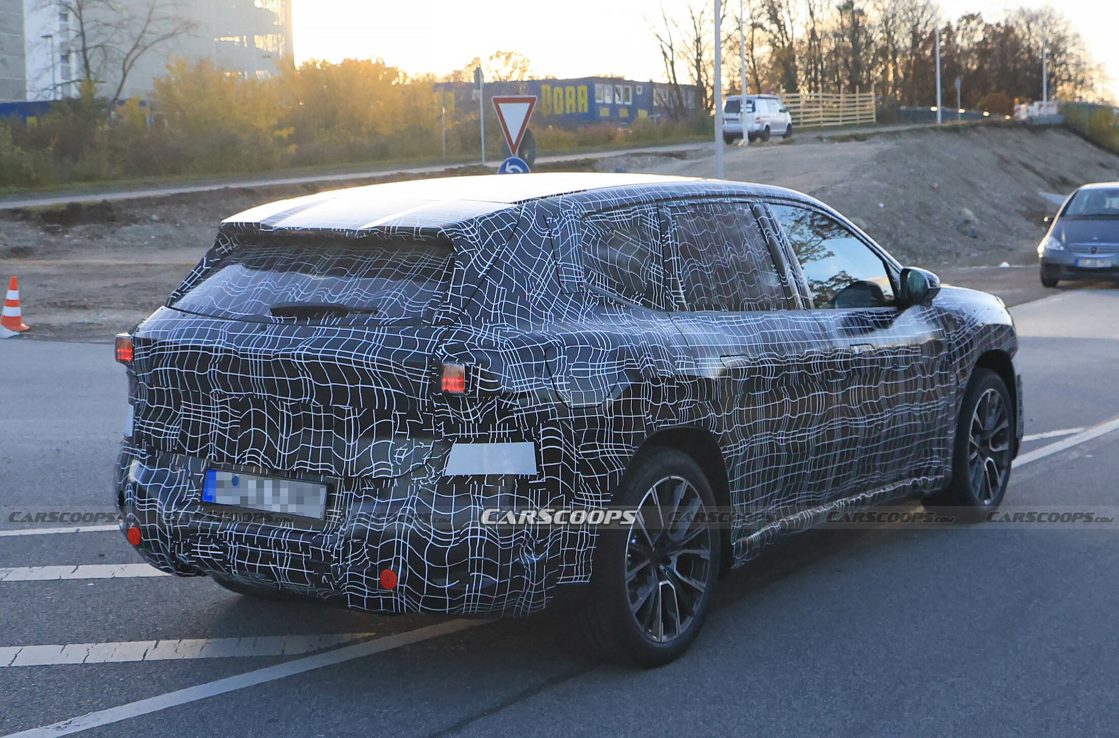 BMW Neue Klasse SUV iX3 00008