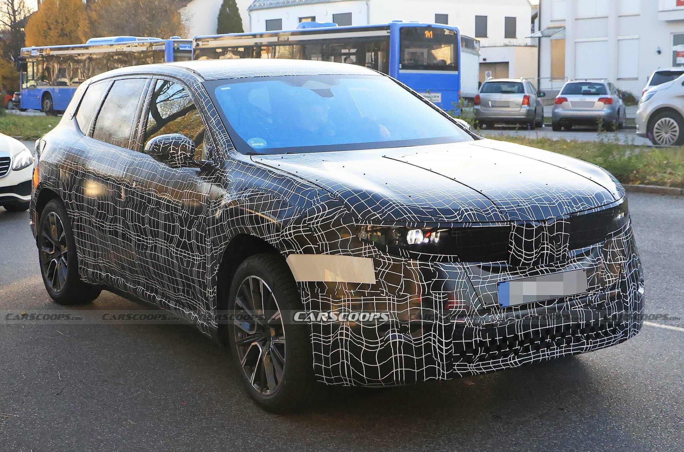 BMW Neue Klasse SUV iX3 00024
