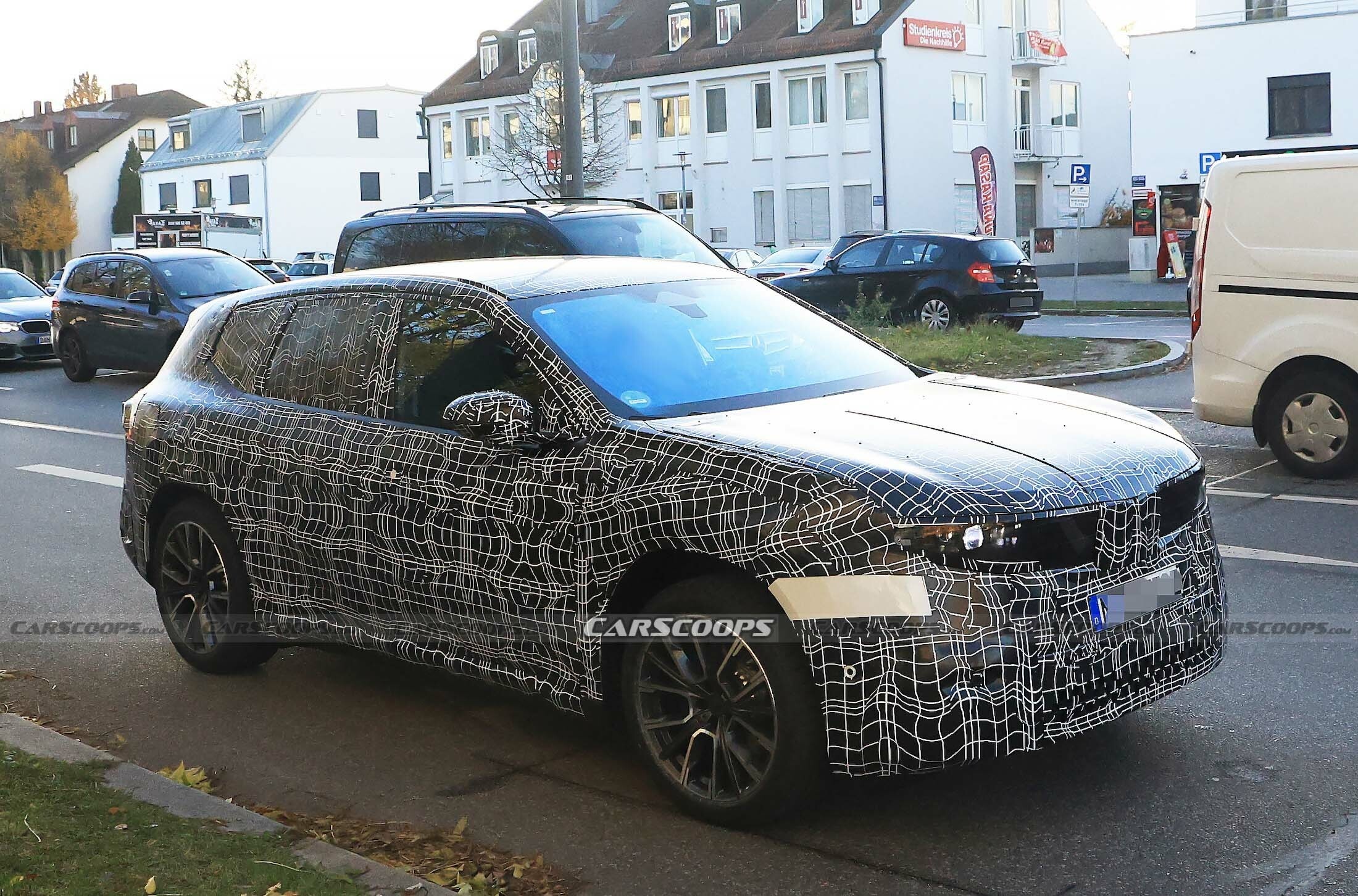 BMW Neue Klasse SUV iX3 00027
