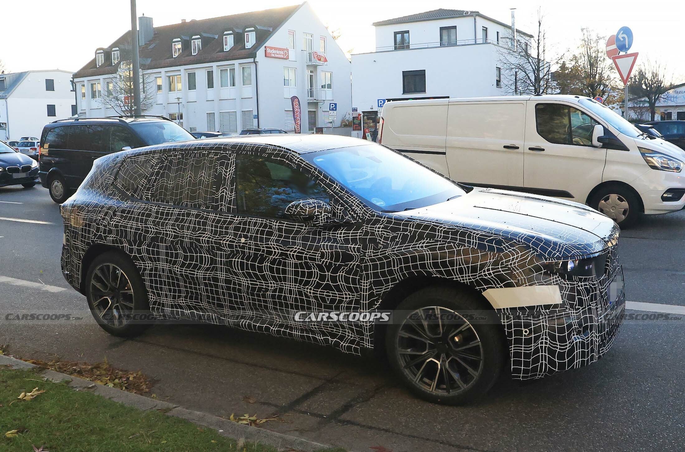 BMW Neue Klasse SUV iX3 00028