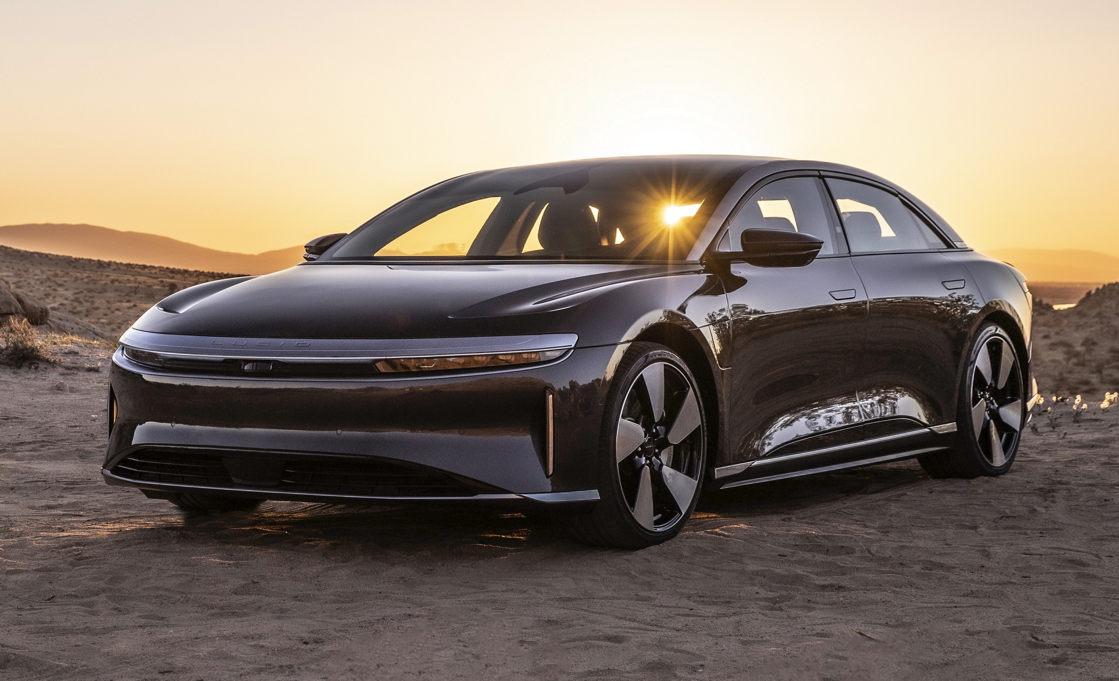 2022 Lucid Air Grant Touring 1