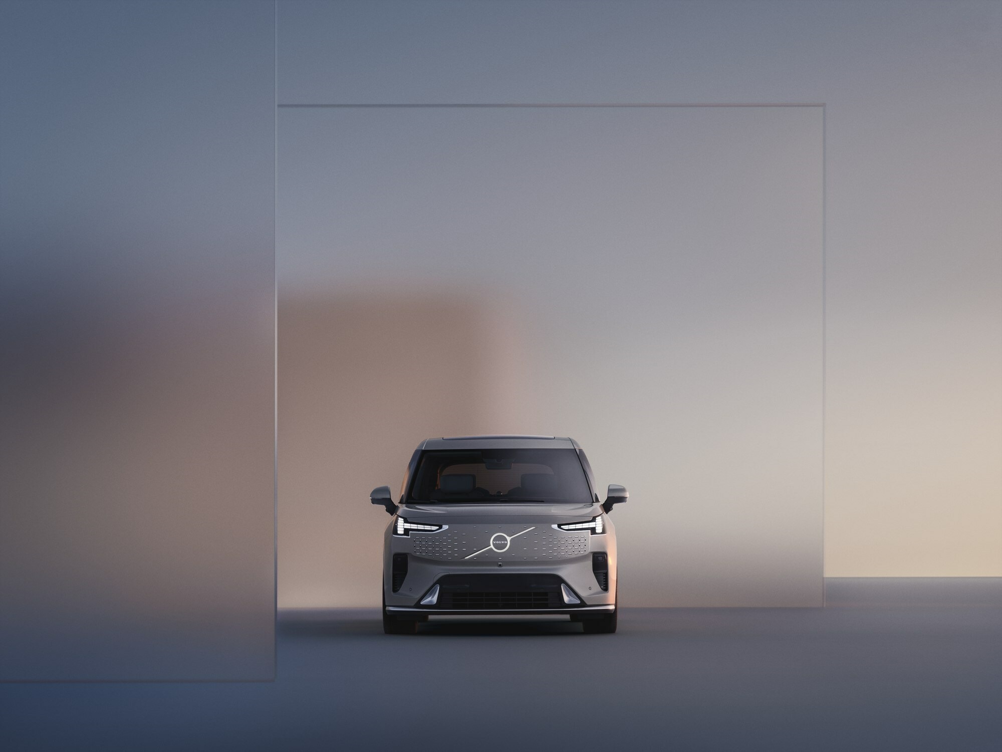 2025 Volvo EM90 101