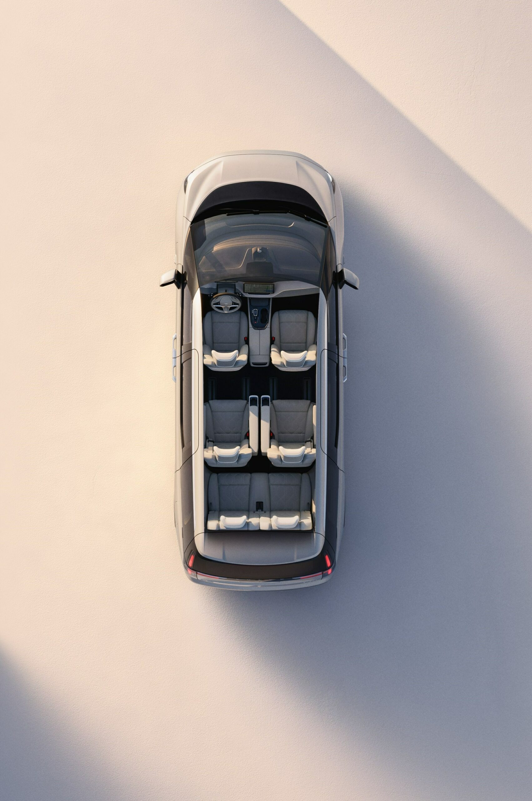 2025 Volvo EM90 109