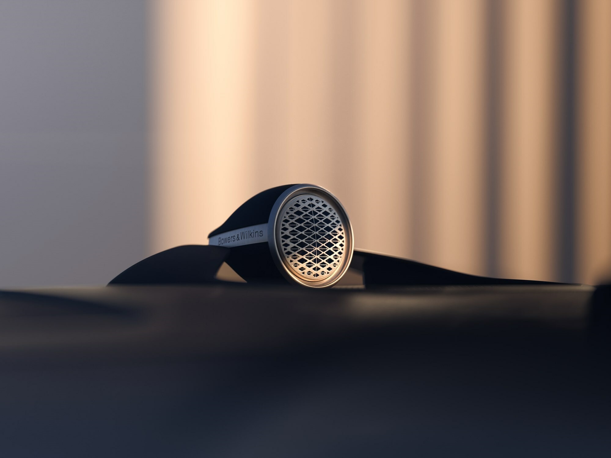 2025 Volvo EM90 110