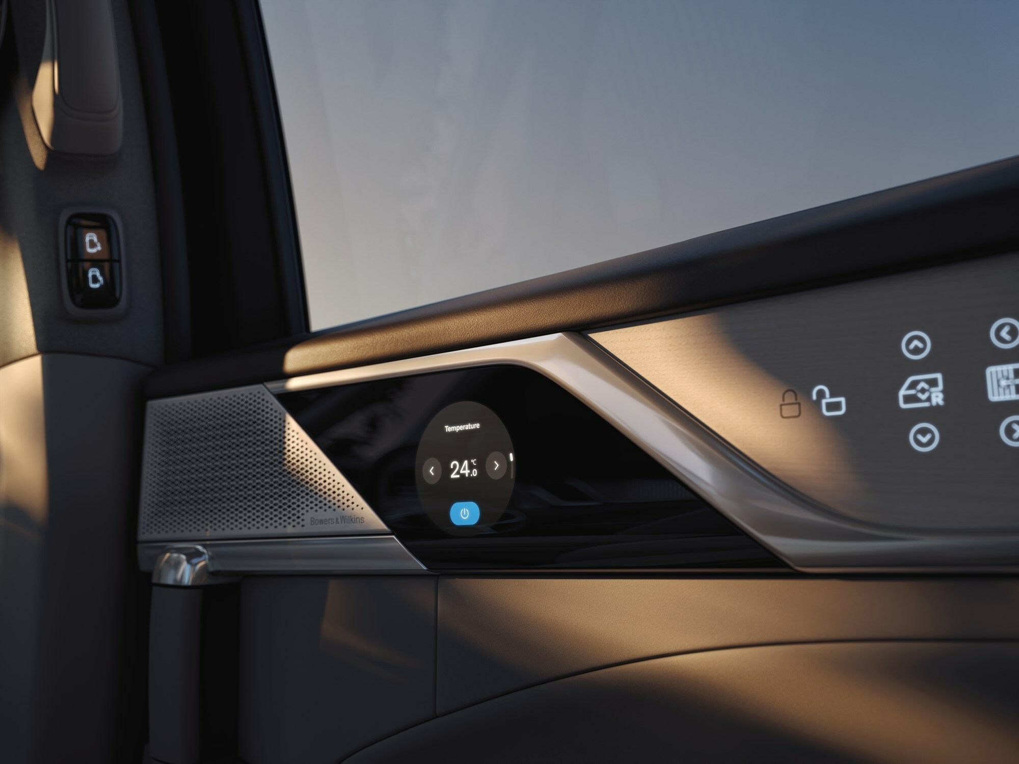 2025 Volvo EM90 143
