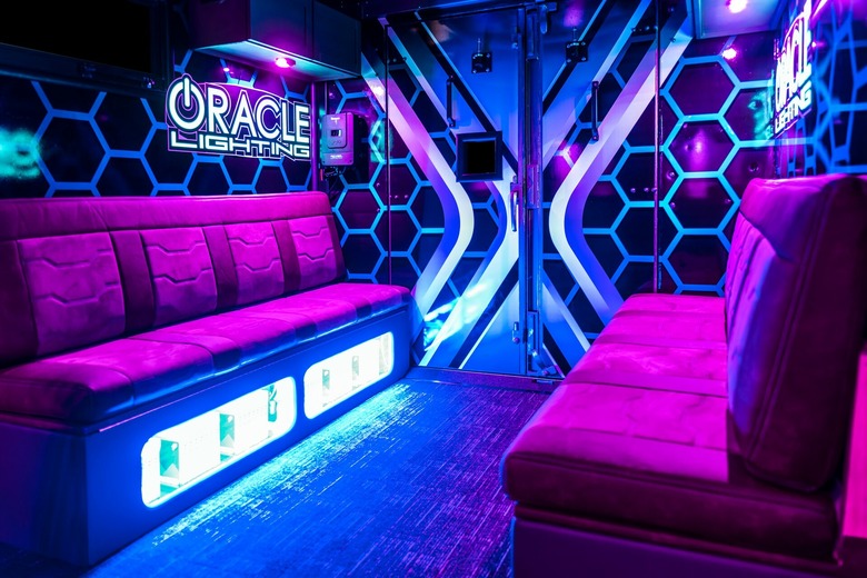 Oracle Lighting SEMA - 61