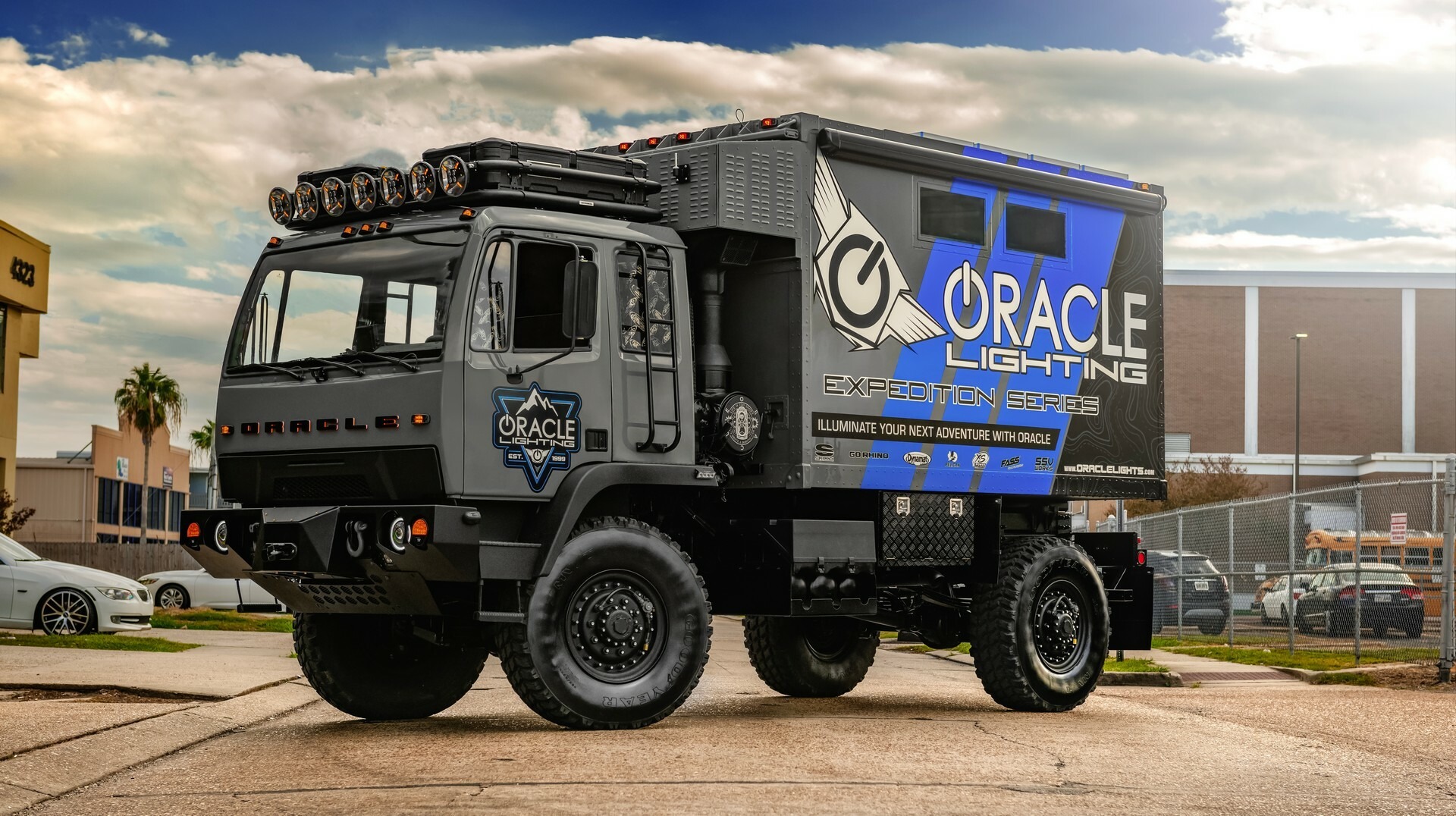 Oracle Lighting SEMA - 33