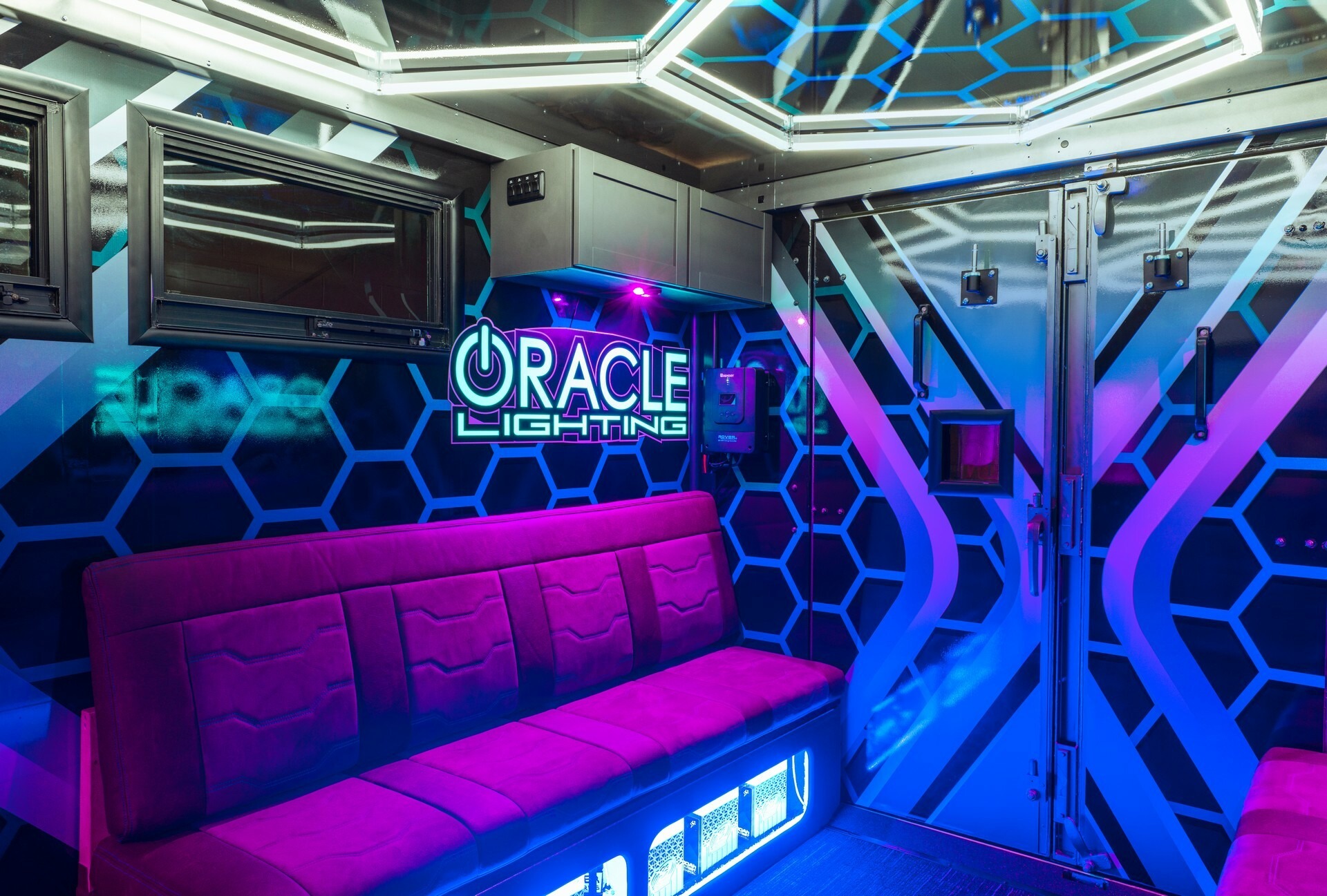 Oracle Lighting SEMA - 63