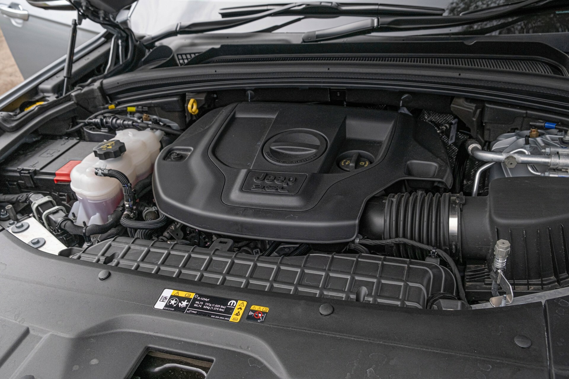 2023 Jeep Grand Cherokee Overland - 28