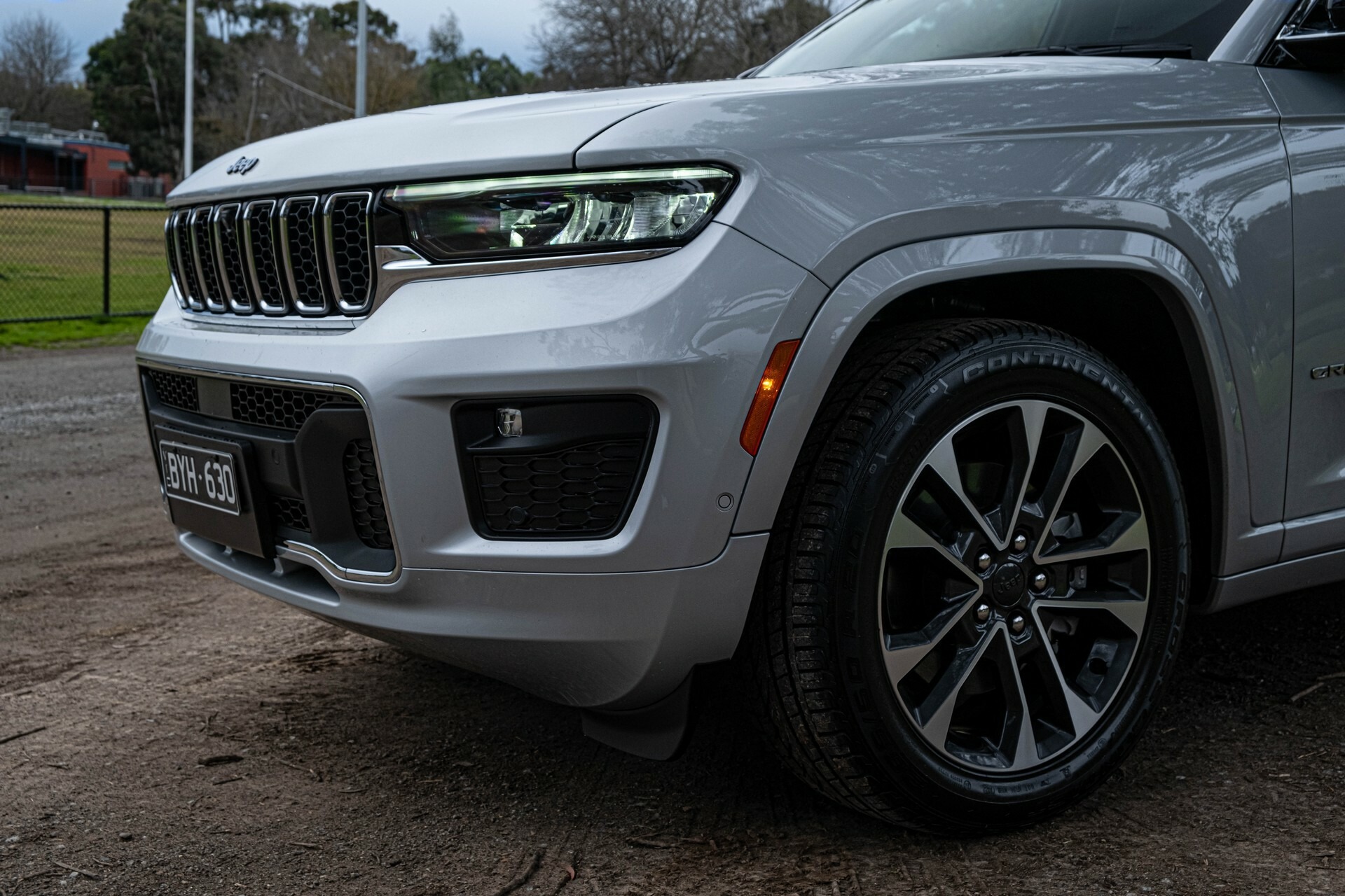 2023 Jeep Grand Cherokee Overland - 7