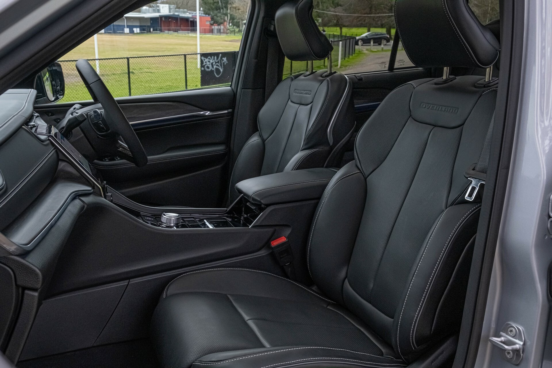 2023 Jeep Grand Cherokee Overland - 72