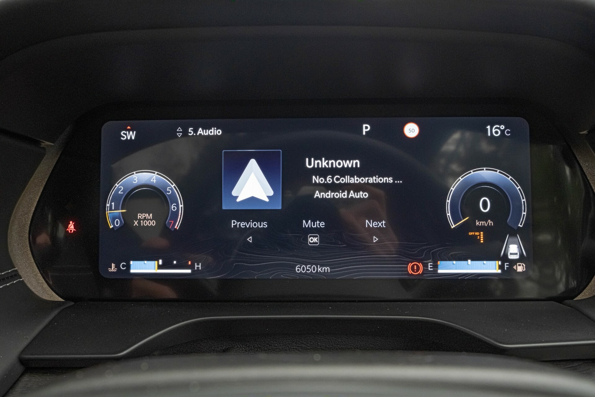 2023 Jeep Grand Cherokee Overland - 81