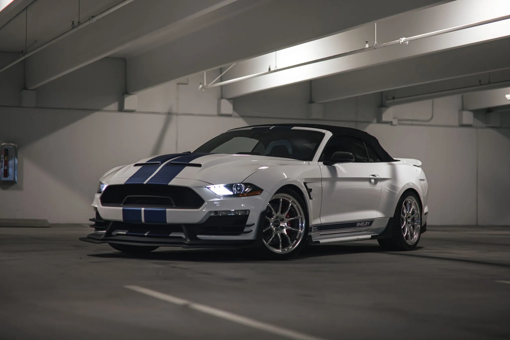 Ford Mustang Shelby Super Snake Speedster 6